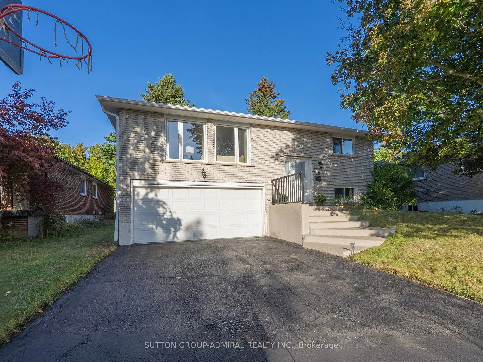 62 Shieldmark Crescent