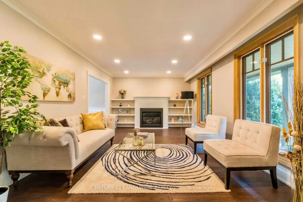 71 Stoddart Drive