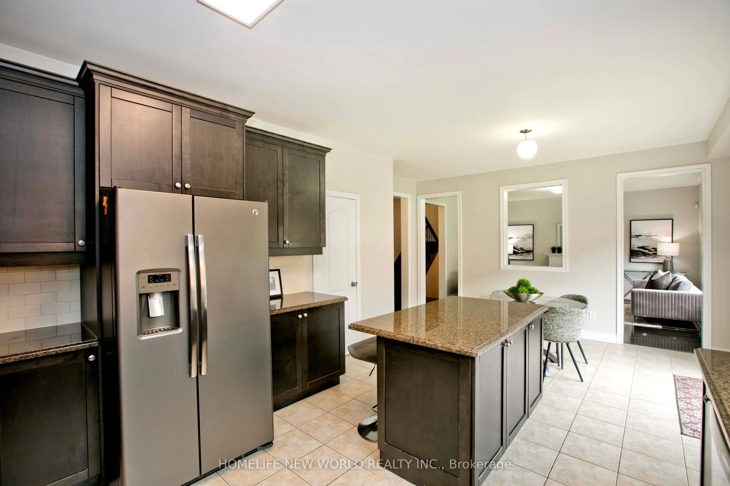 1015 Ralston Crescent