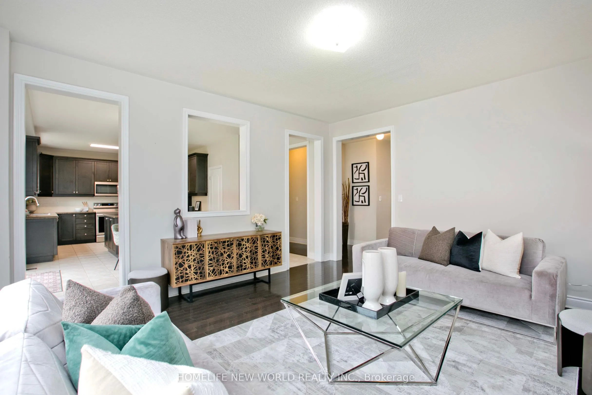 1015 Ralston Crescent