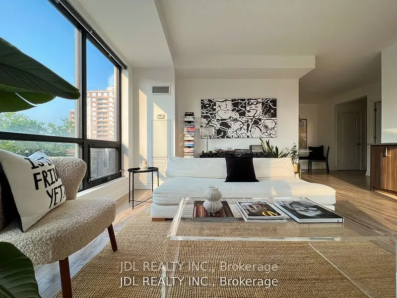 9090 Yonge Street, #202B