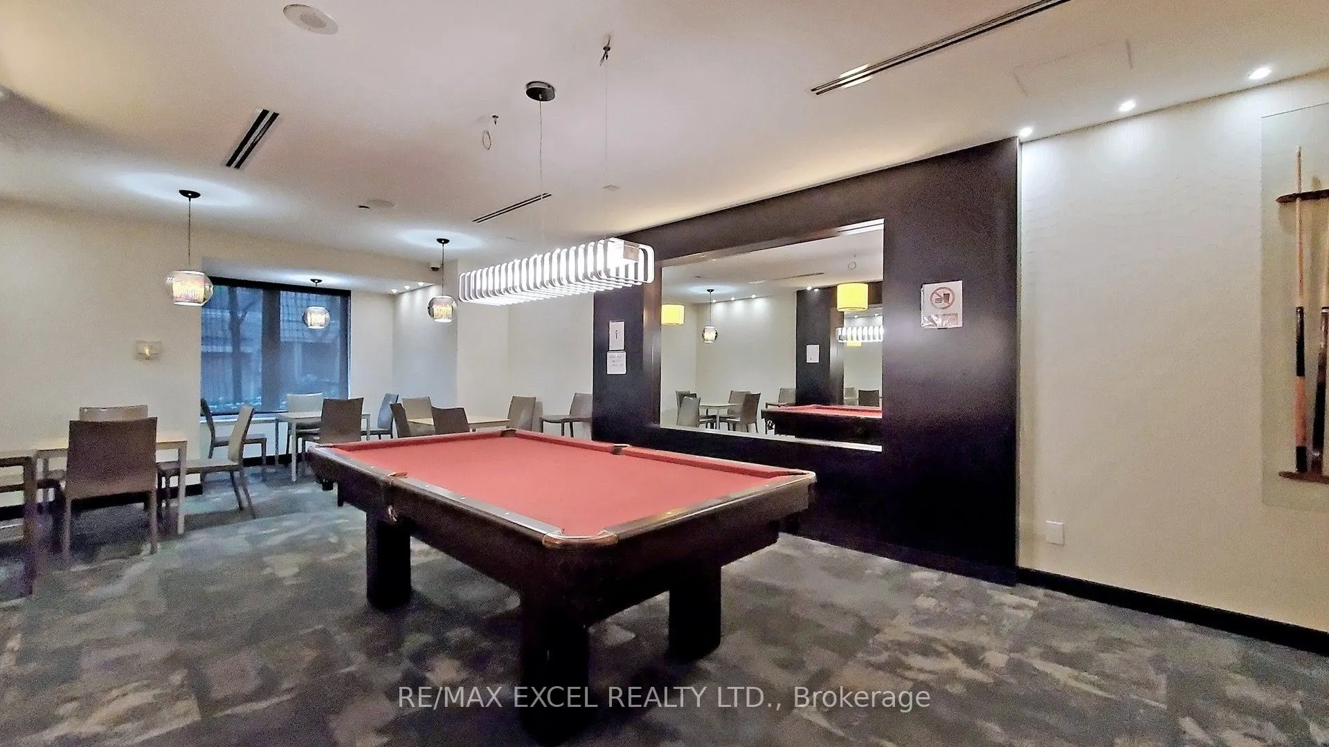 325 South Park Road, #1018