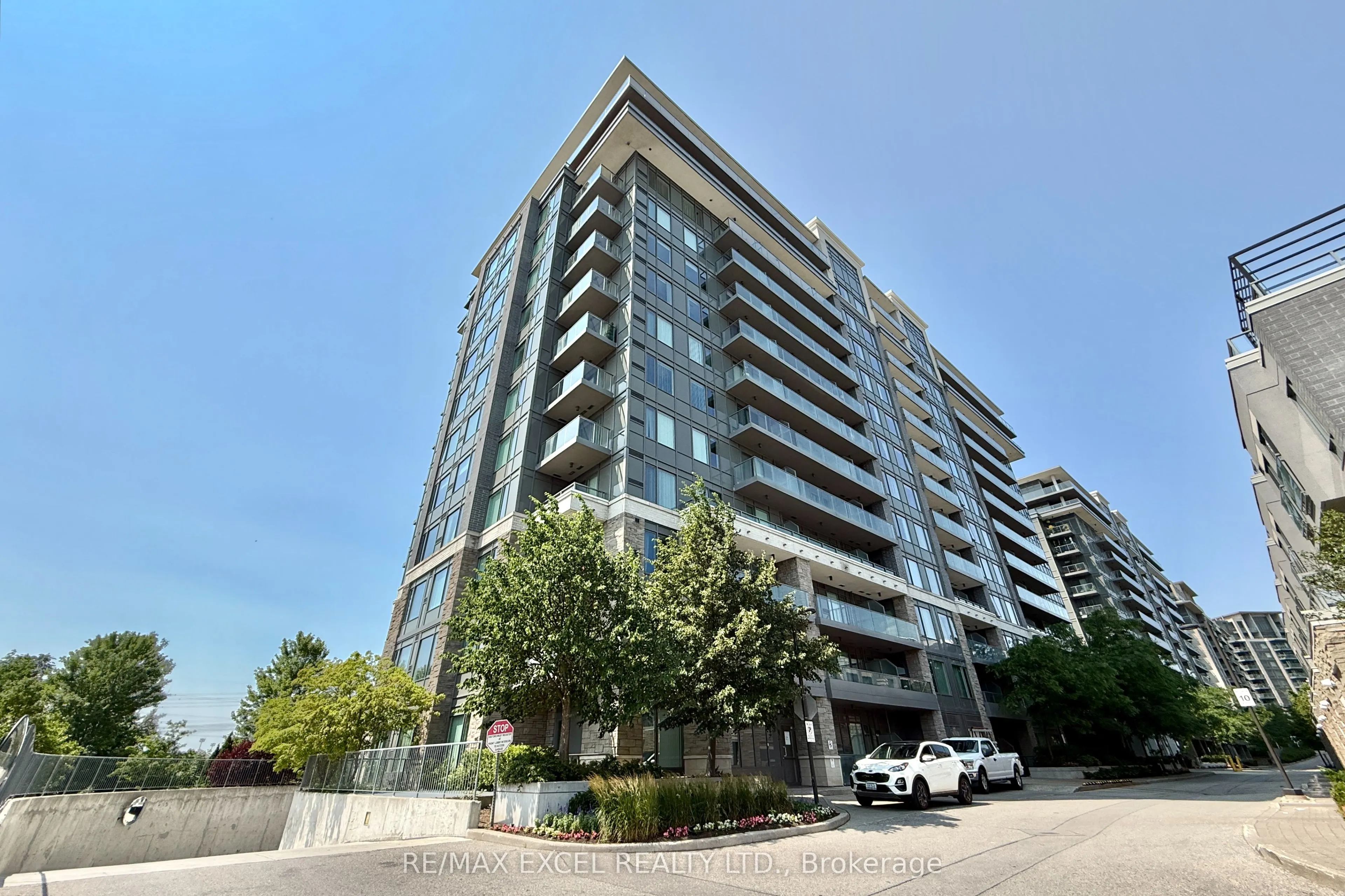 325 South Park Road, #1018