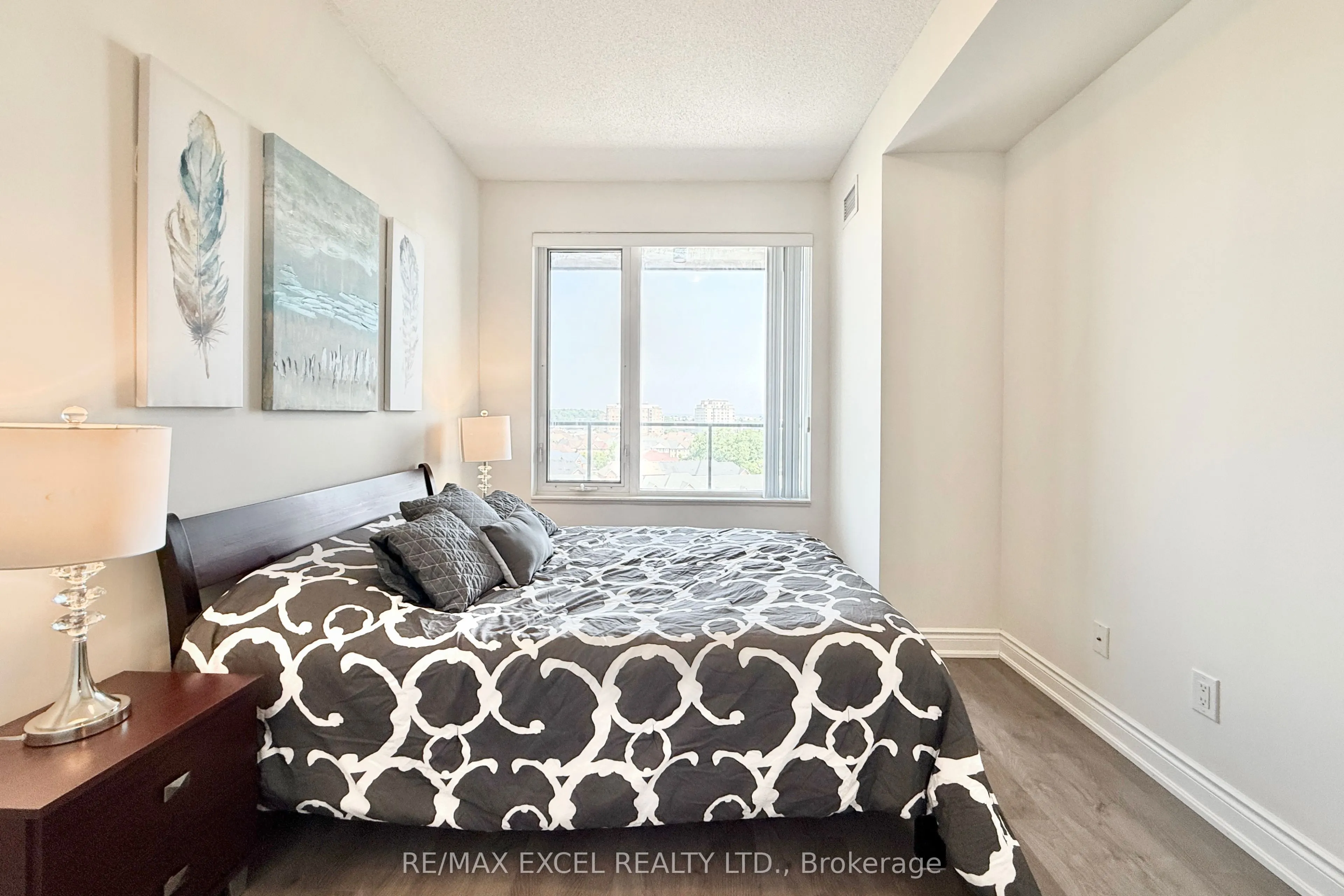 325 South Park Road, #1018