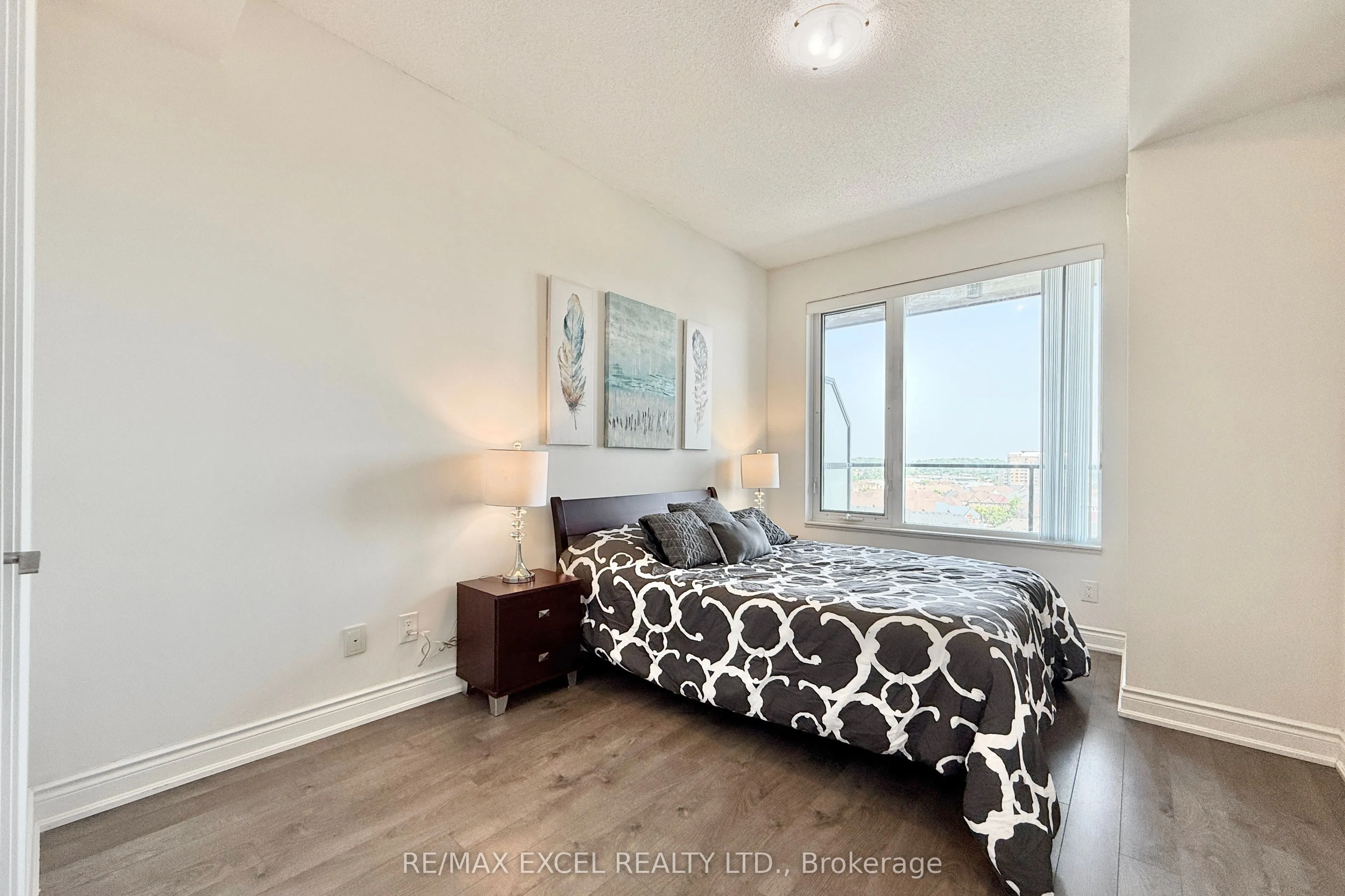 325 South Park Road, #1018