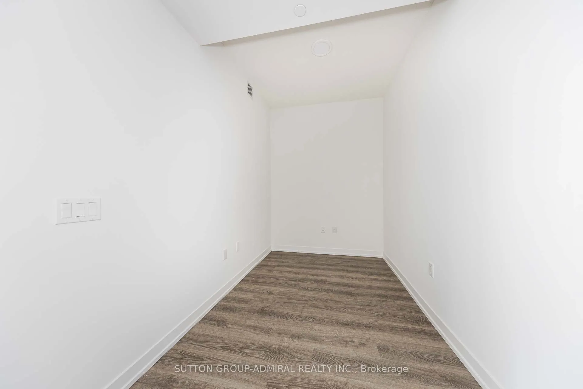 195 COMMERCE Street, #4210