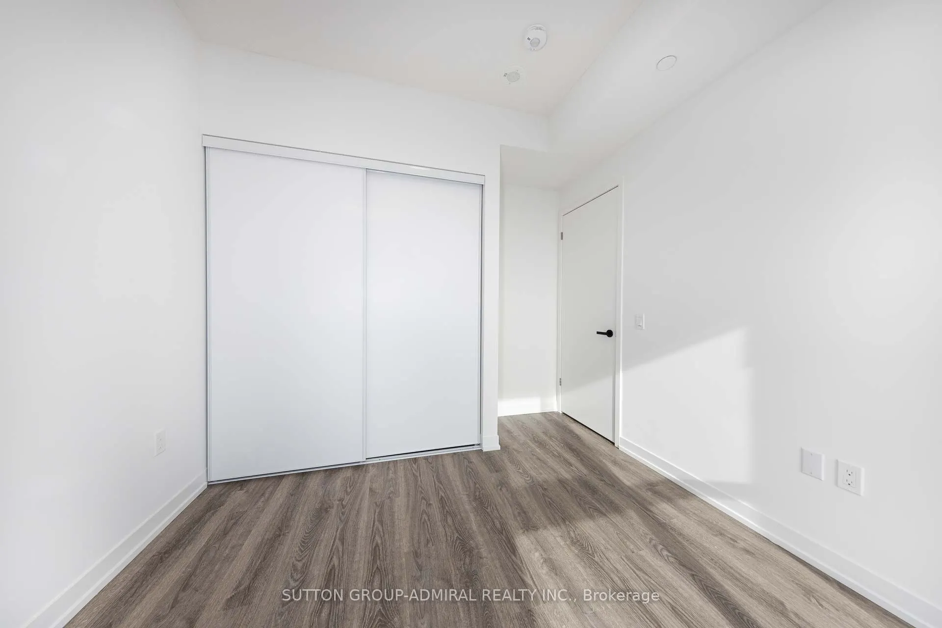 195 COMMERCE Street, #4210