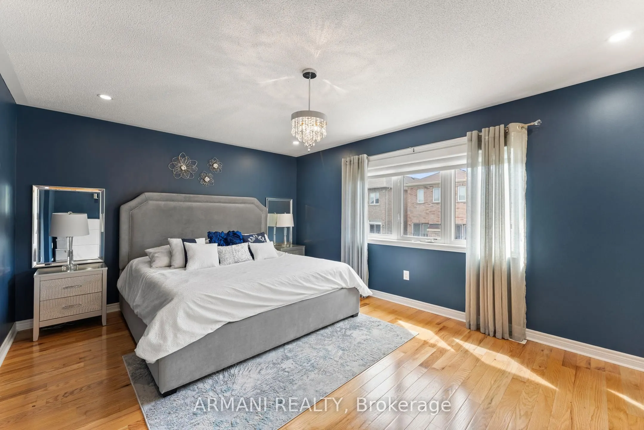 44 Alex Black Street