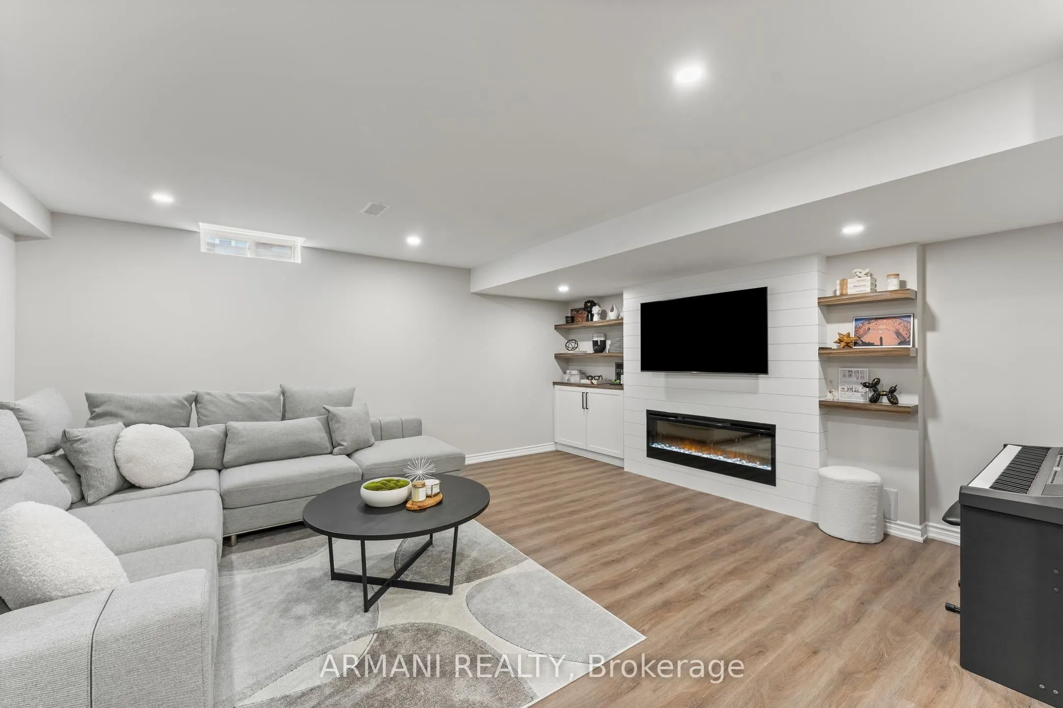 44 Alex Black Street