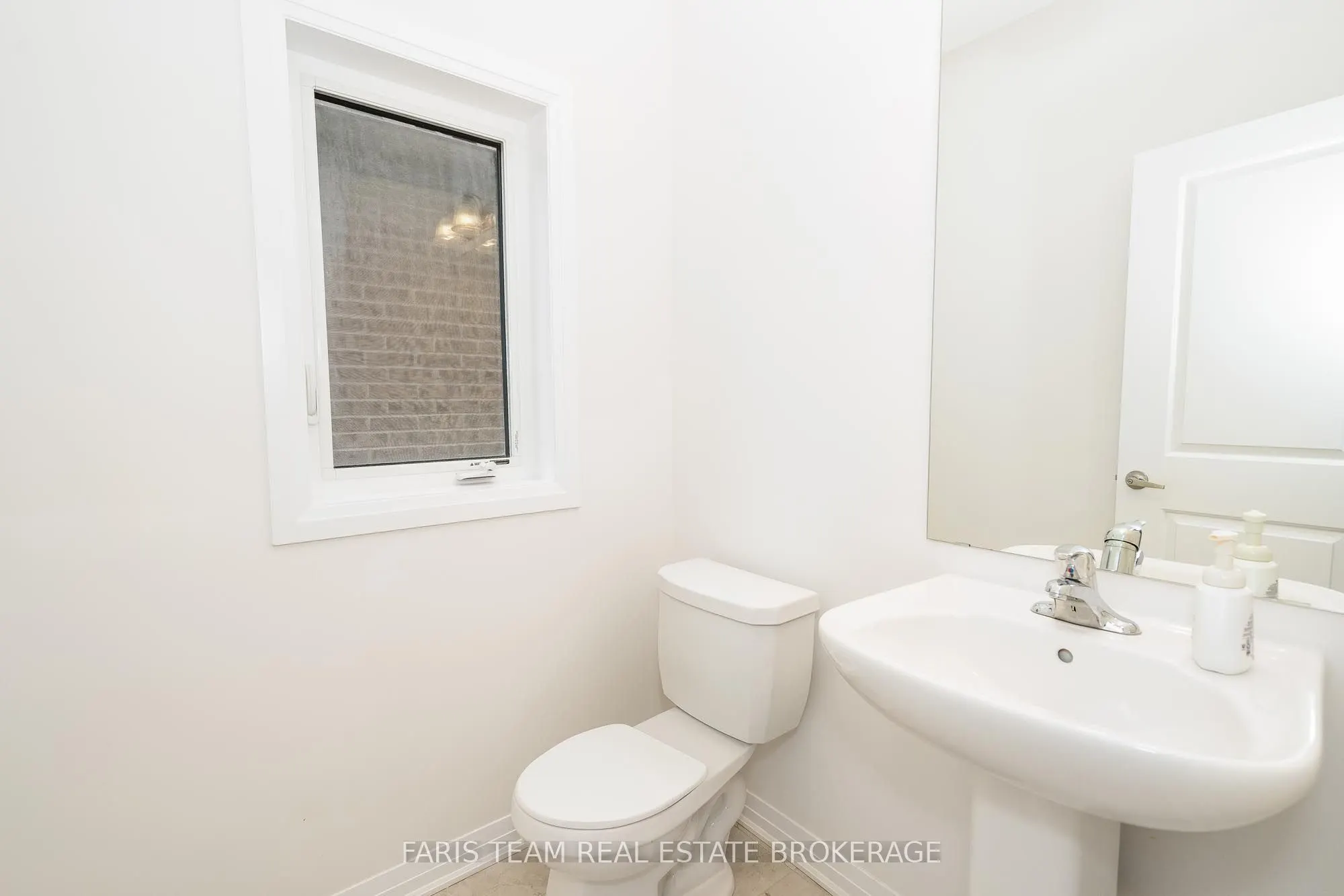 1359 Broderick Street