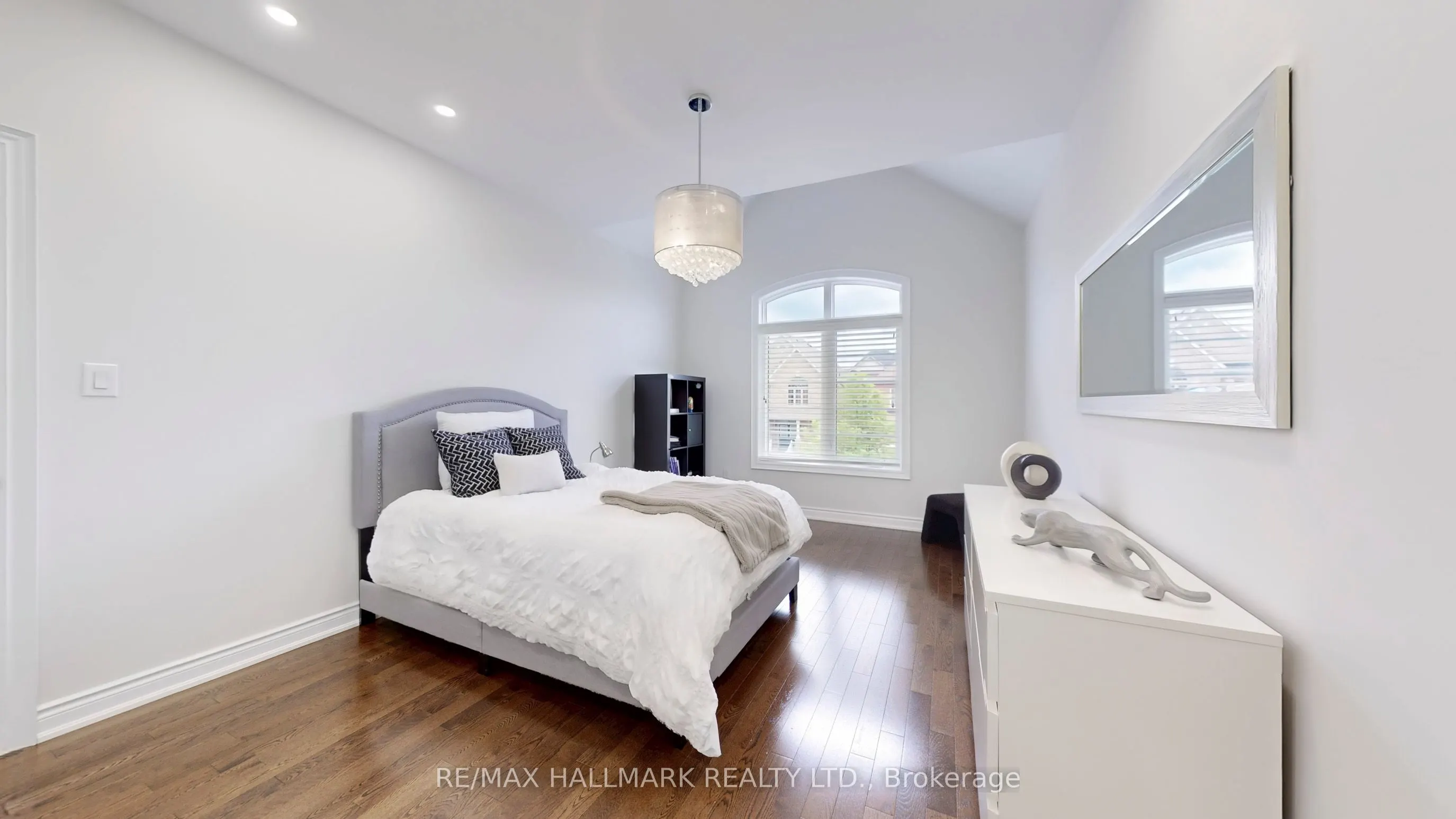 126 Sir Stevens Drive