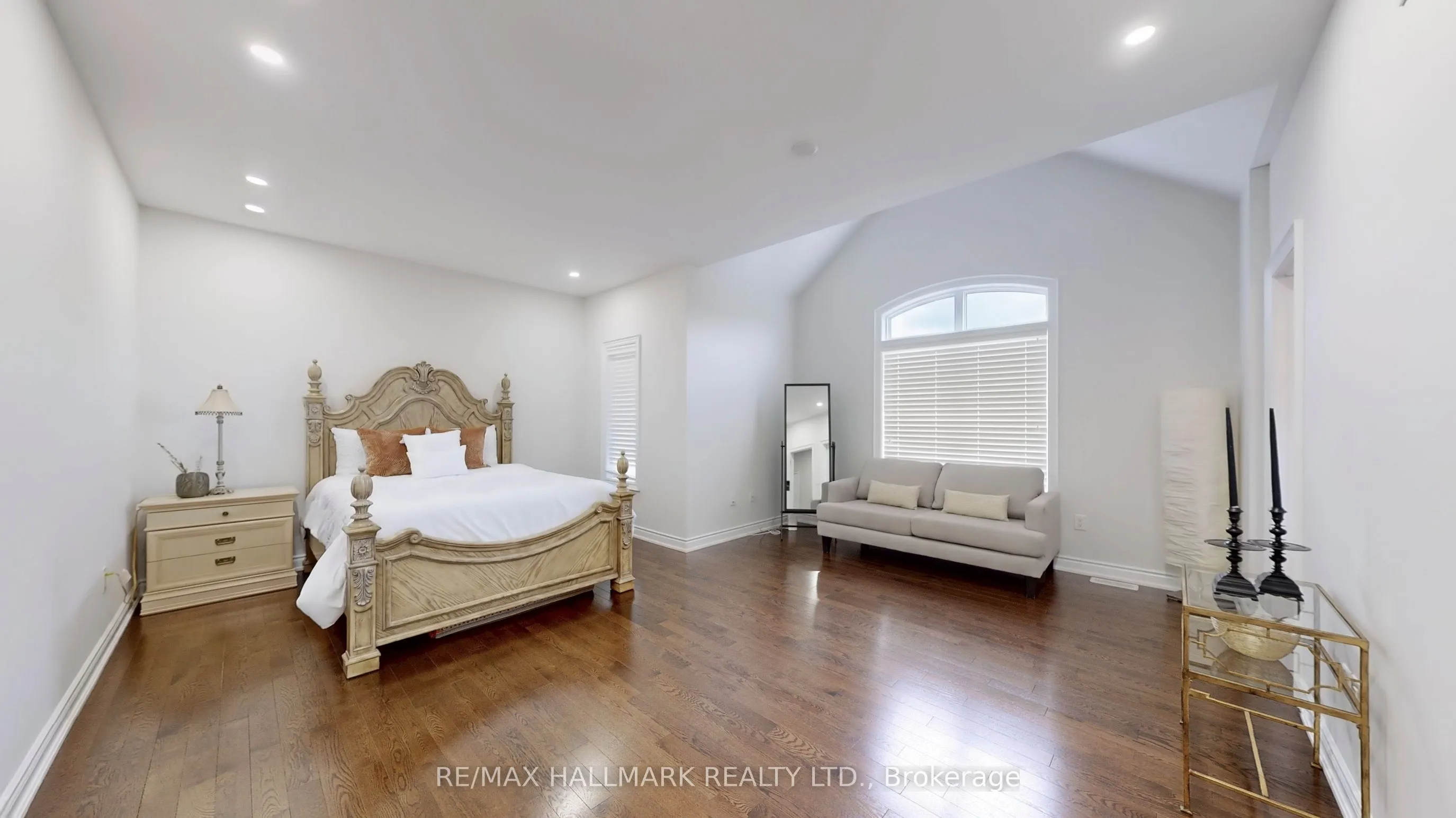 126 Sir Stevens Drive