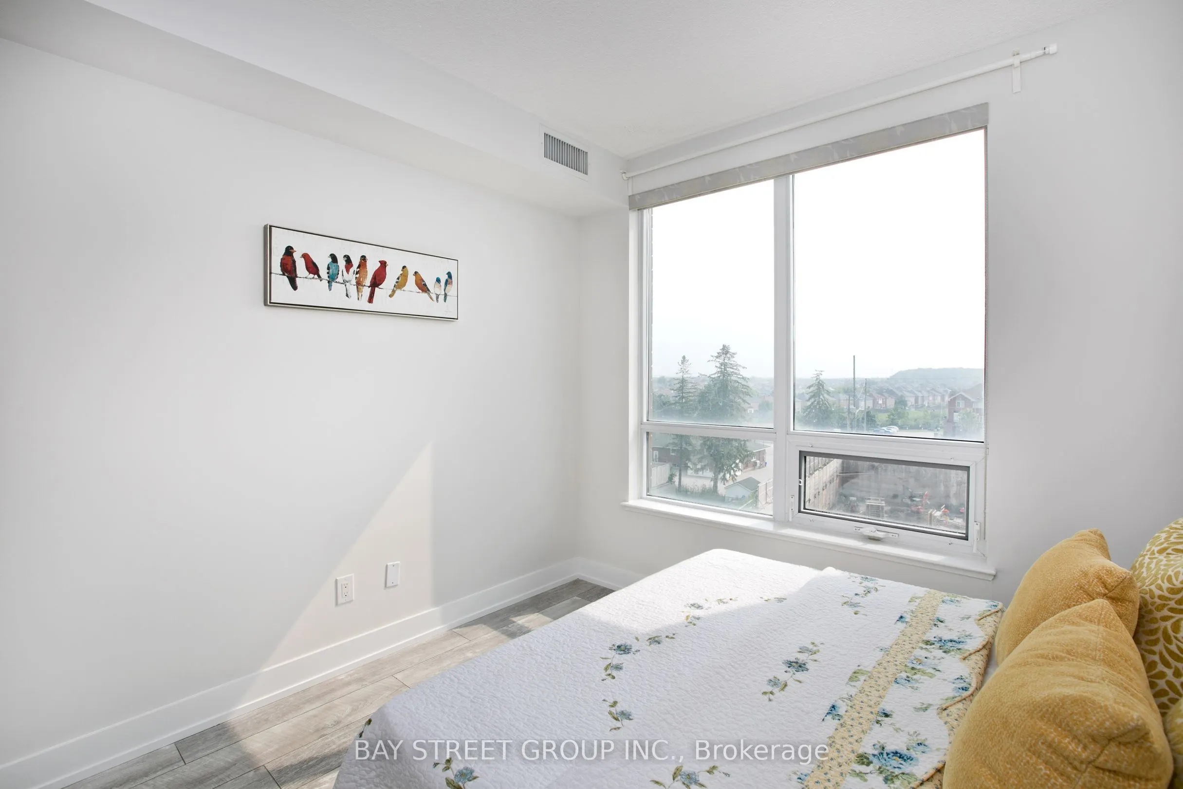 540 Bur Oak Avenue, #528