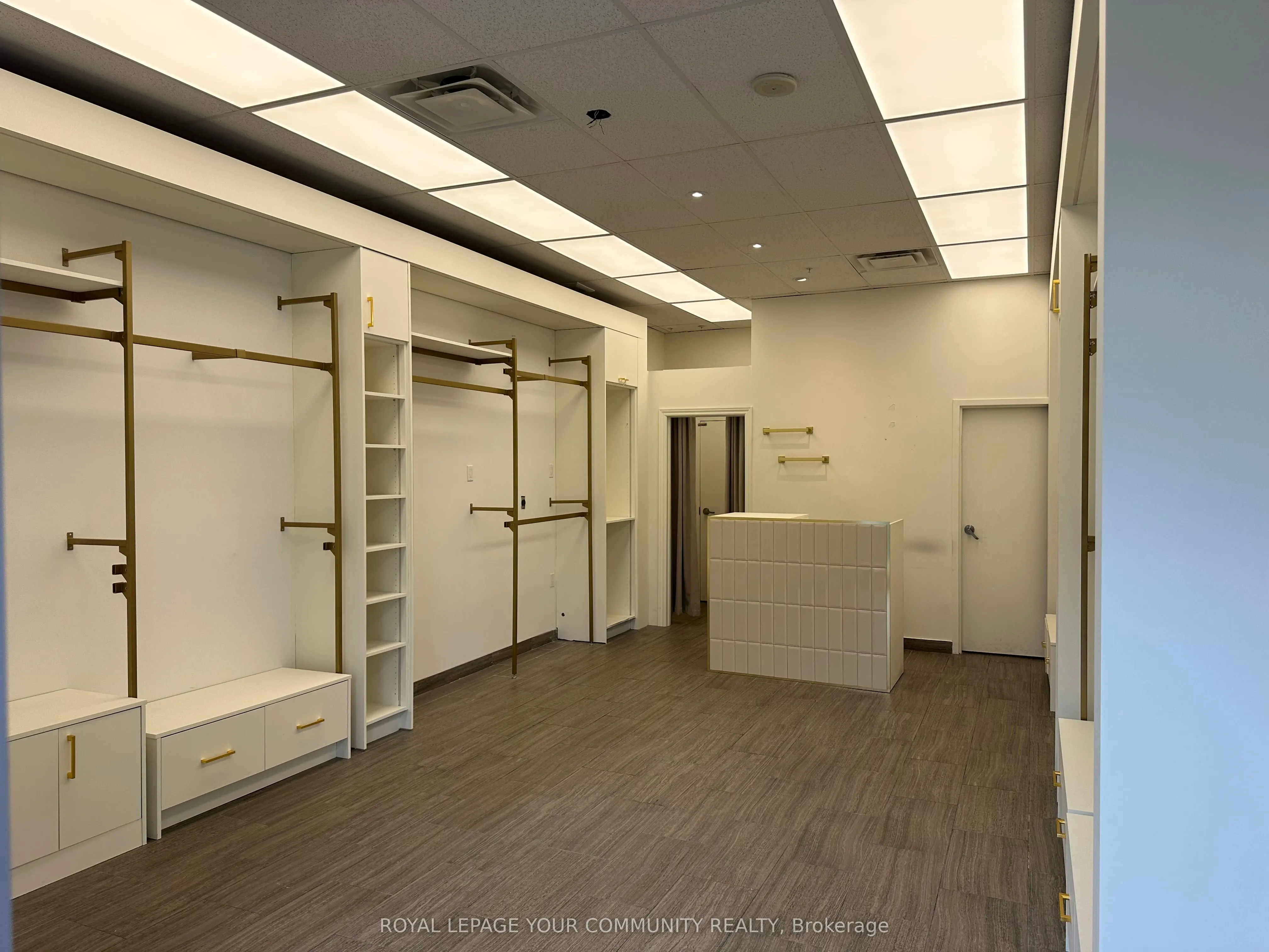 7181 Yonge Street, #8