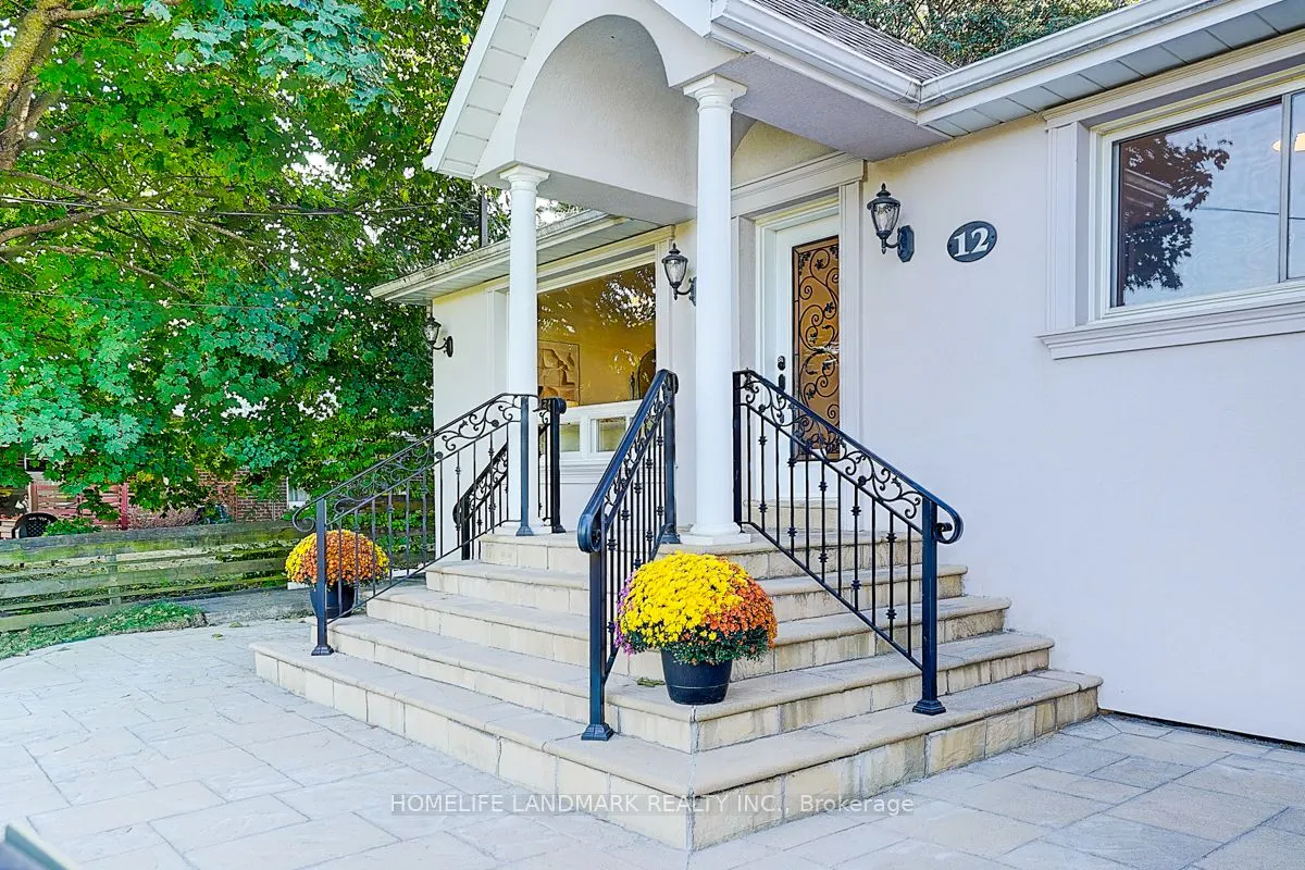 12 Paramount Road