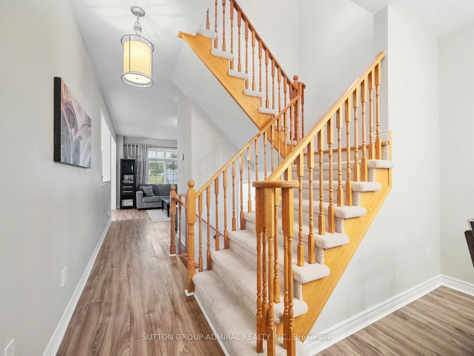 79 Watkins Glen Crescent
