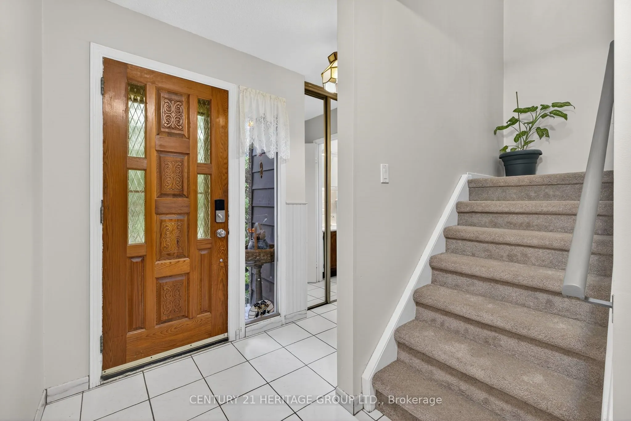 374 Maplegrove Avenue