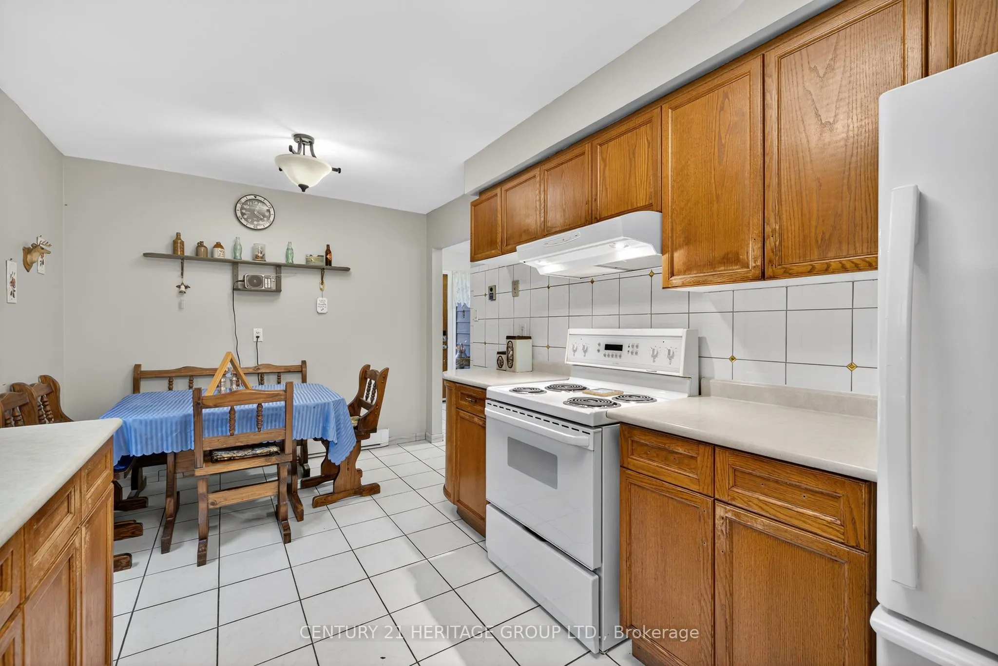 374 Maplegrove Avenue