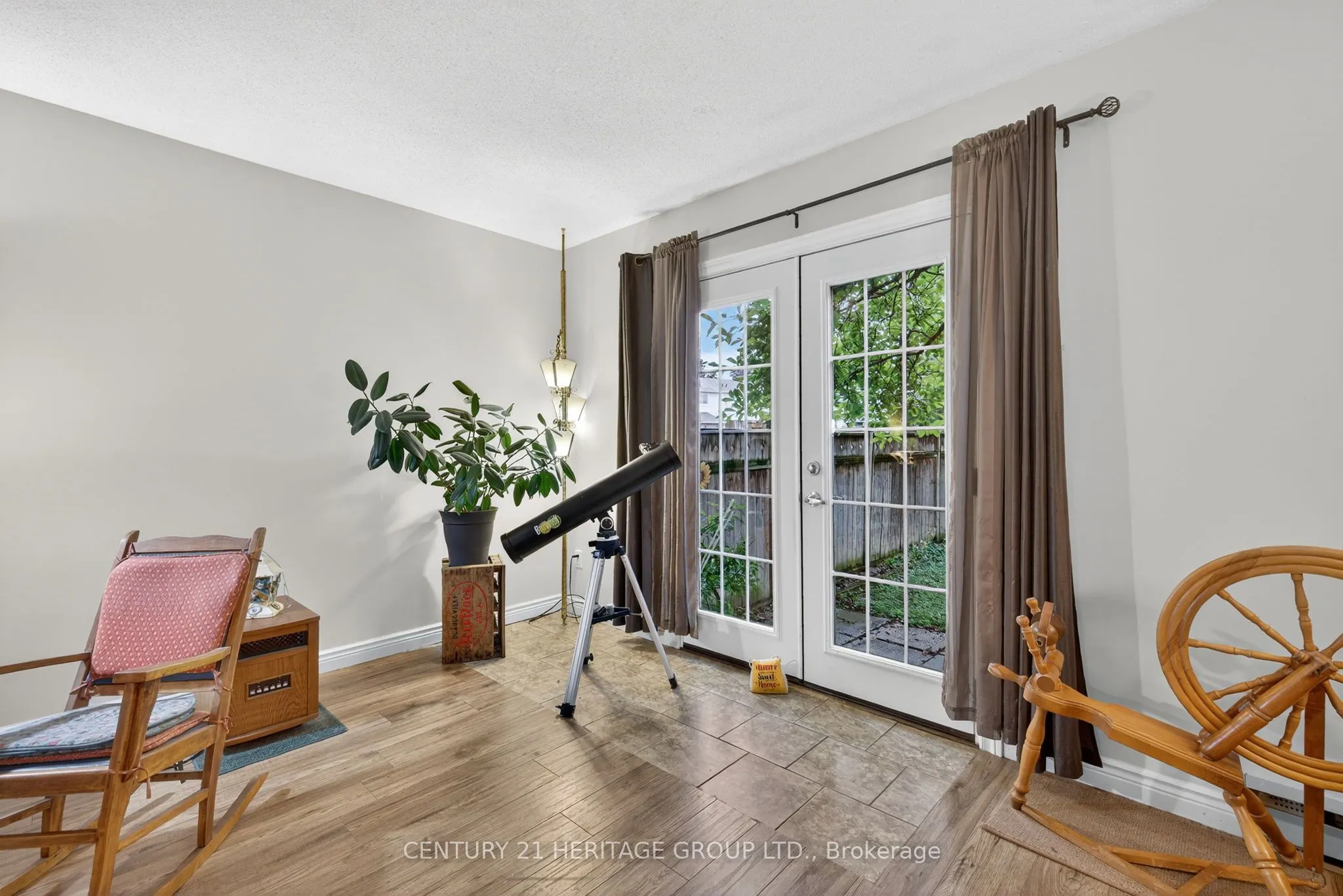 374 Maplegrove Avenue