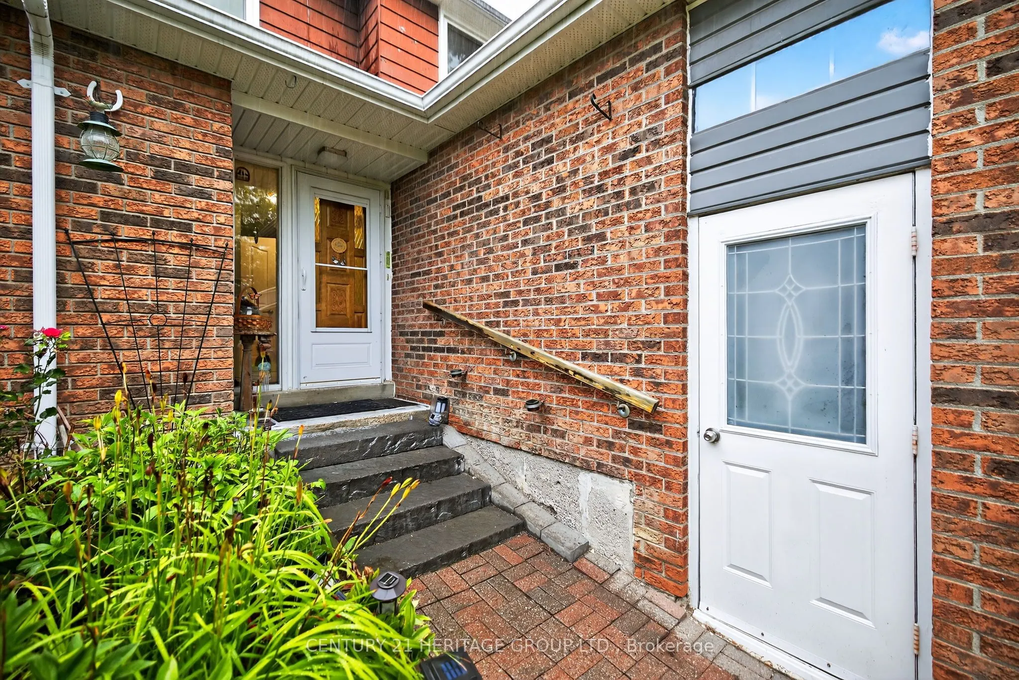 374 Maplegrove Avenue
