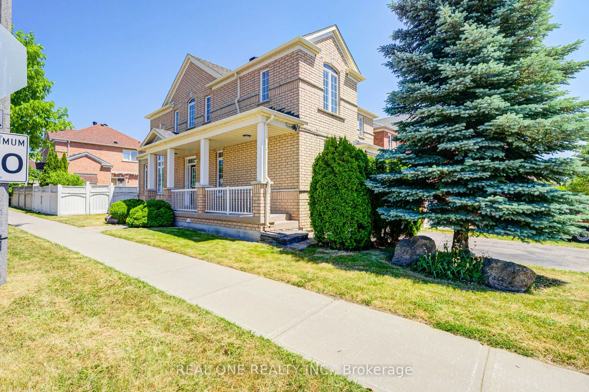 35 Ridgecrest Road