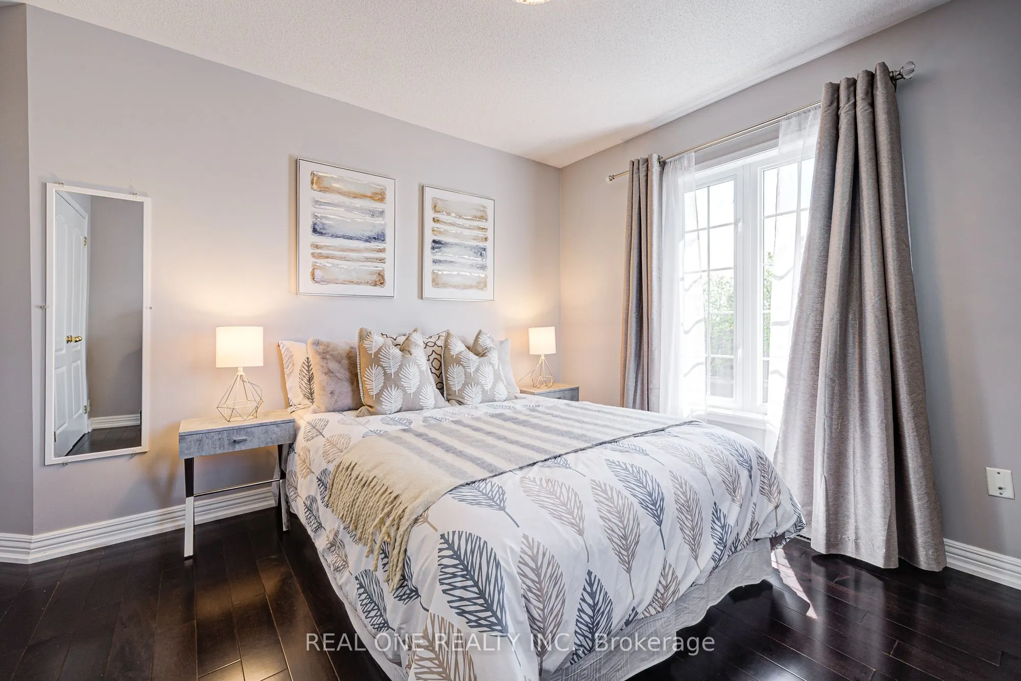 35 Ridgecrest Road