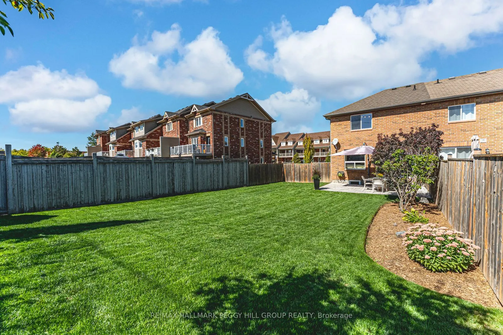 1275 Coleman Crescent