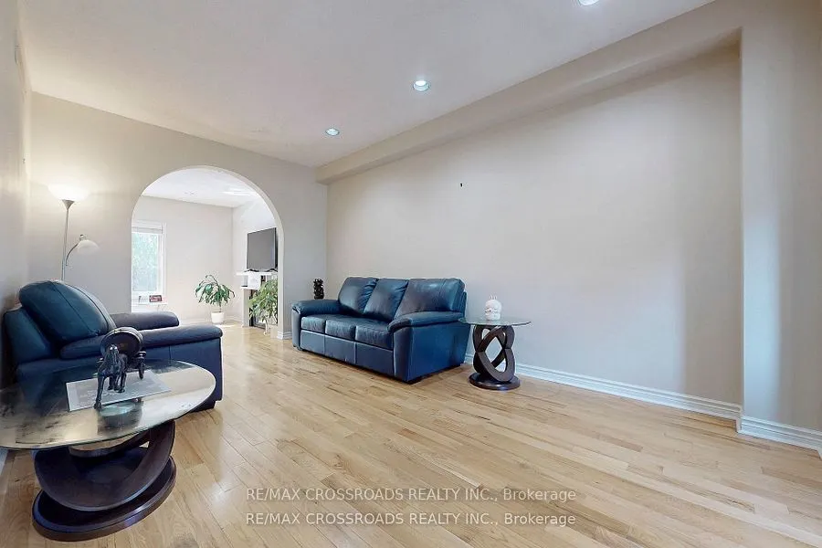 63 Baynards Lane