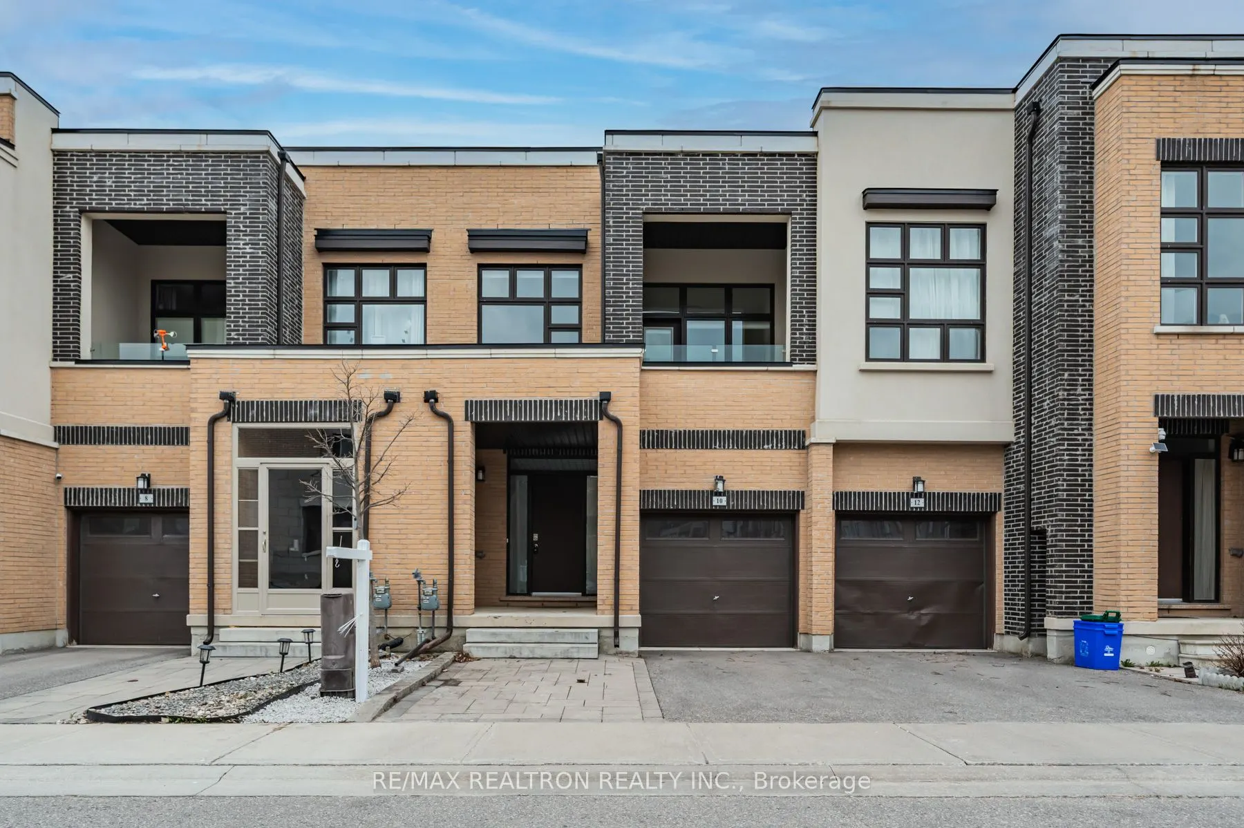 10 Causland Lane