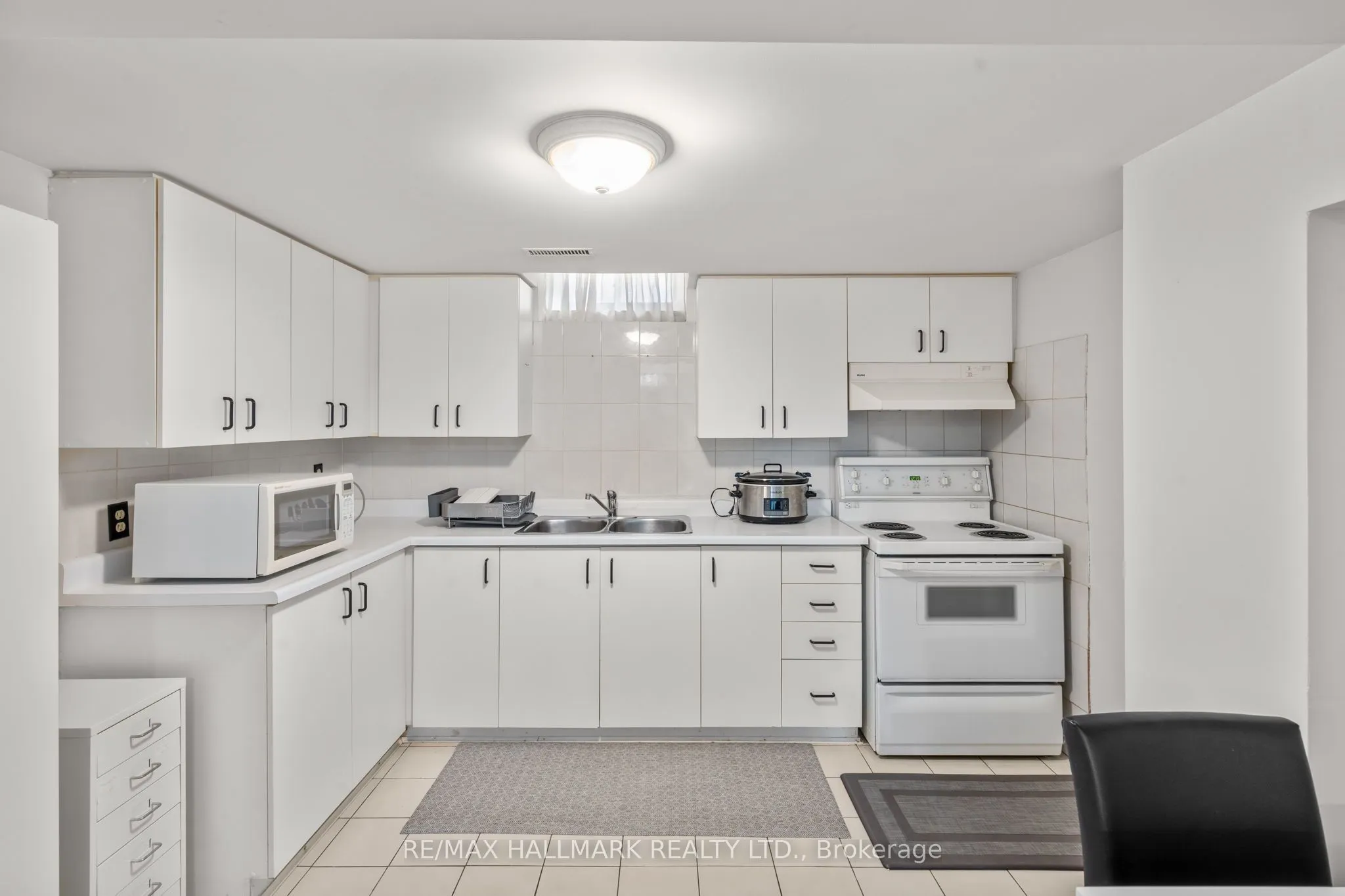 69 Cairns Drive