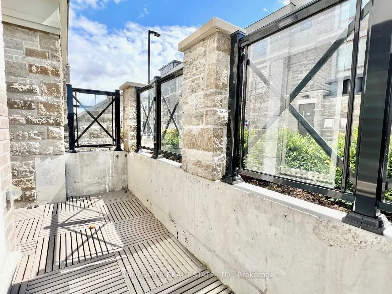 20 Westmeath Lane, #2309