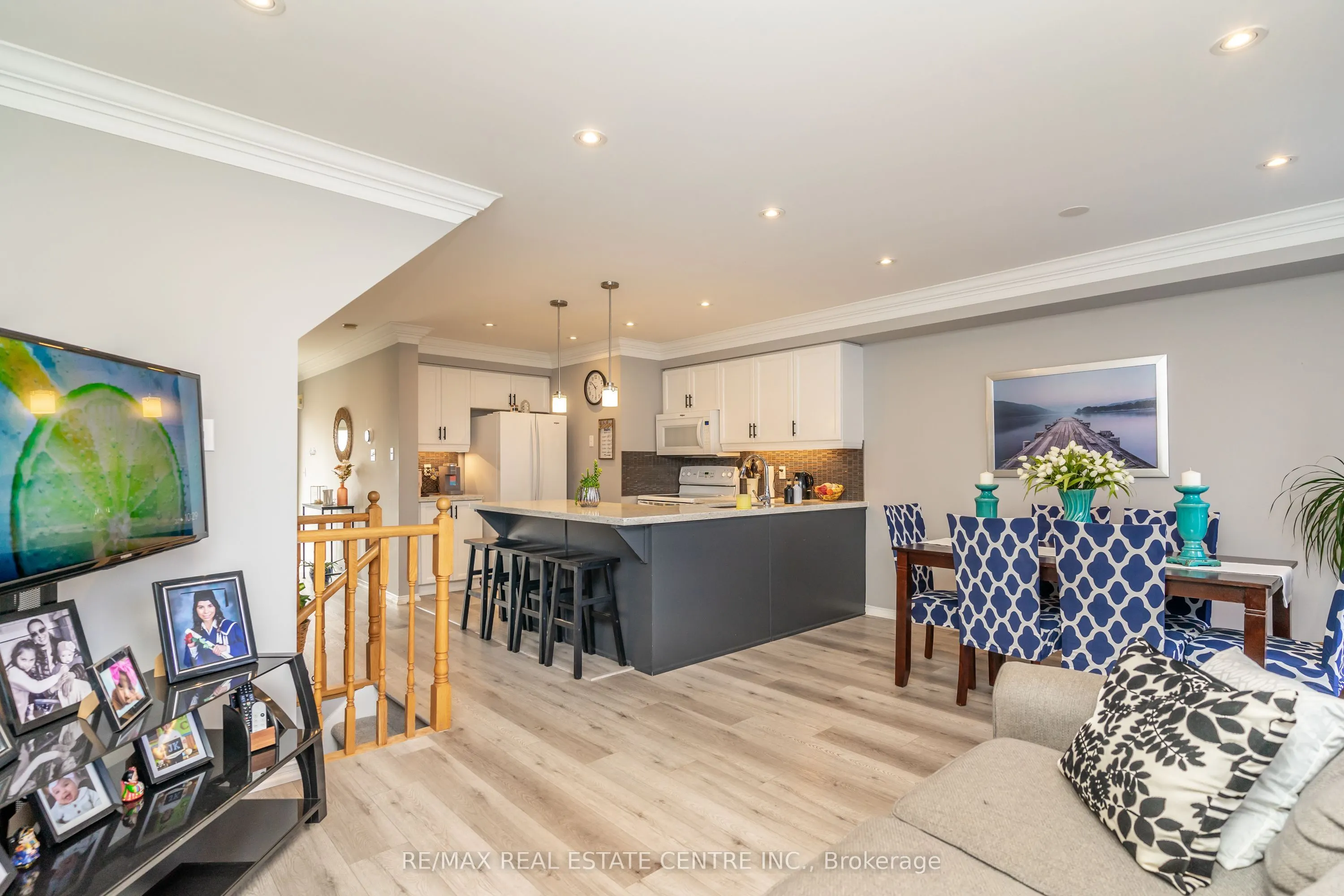 96 Henderson Crescent