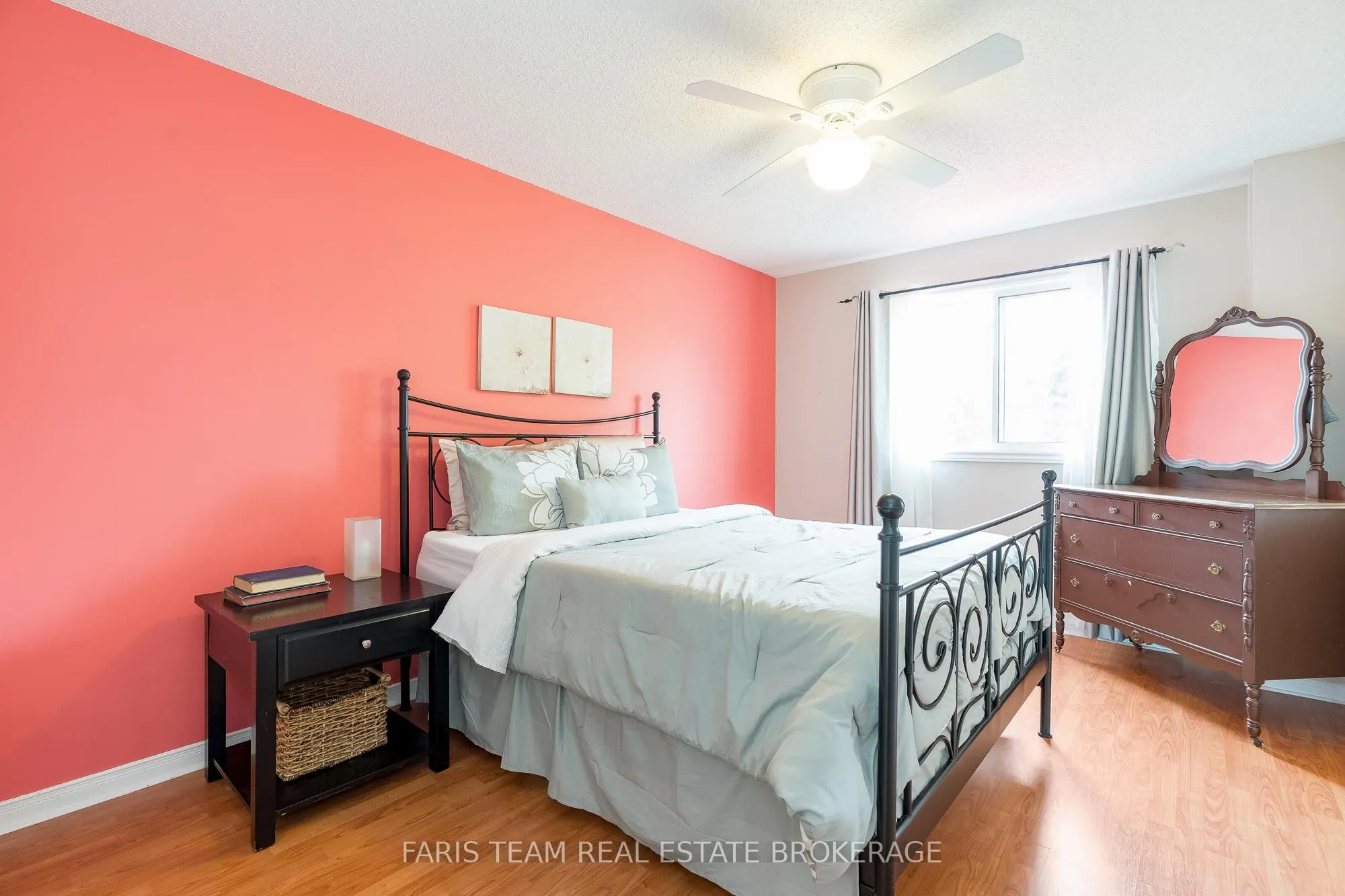 963 Linden Street