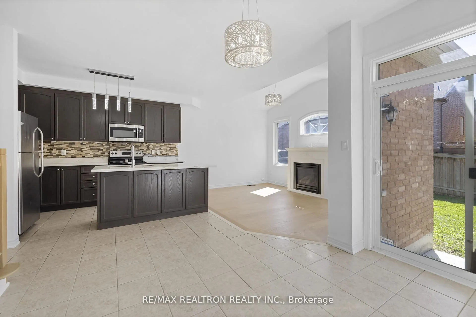 23 Pavlova Crescent