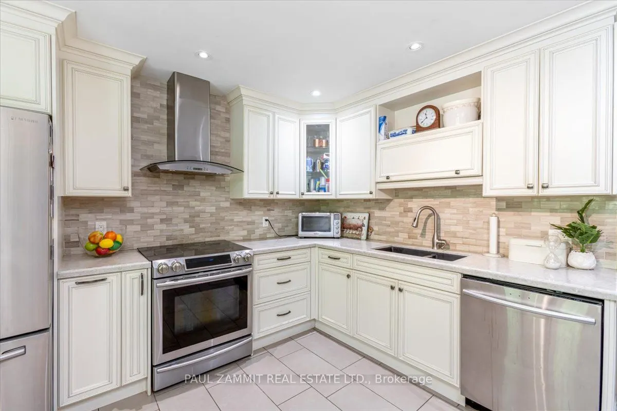 103 Quail Valley Crescent, #2