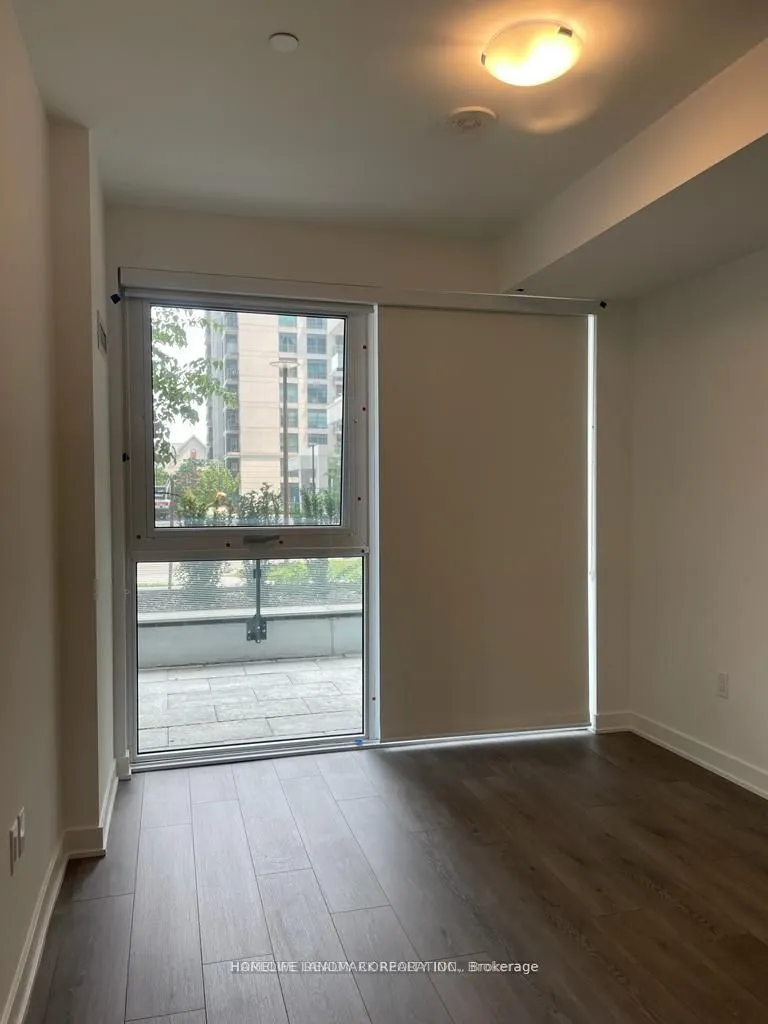 95 Oneida Crescent, #101