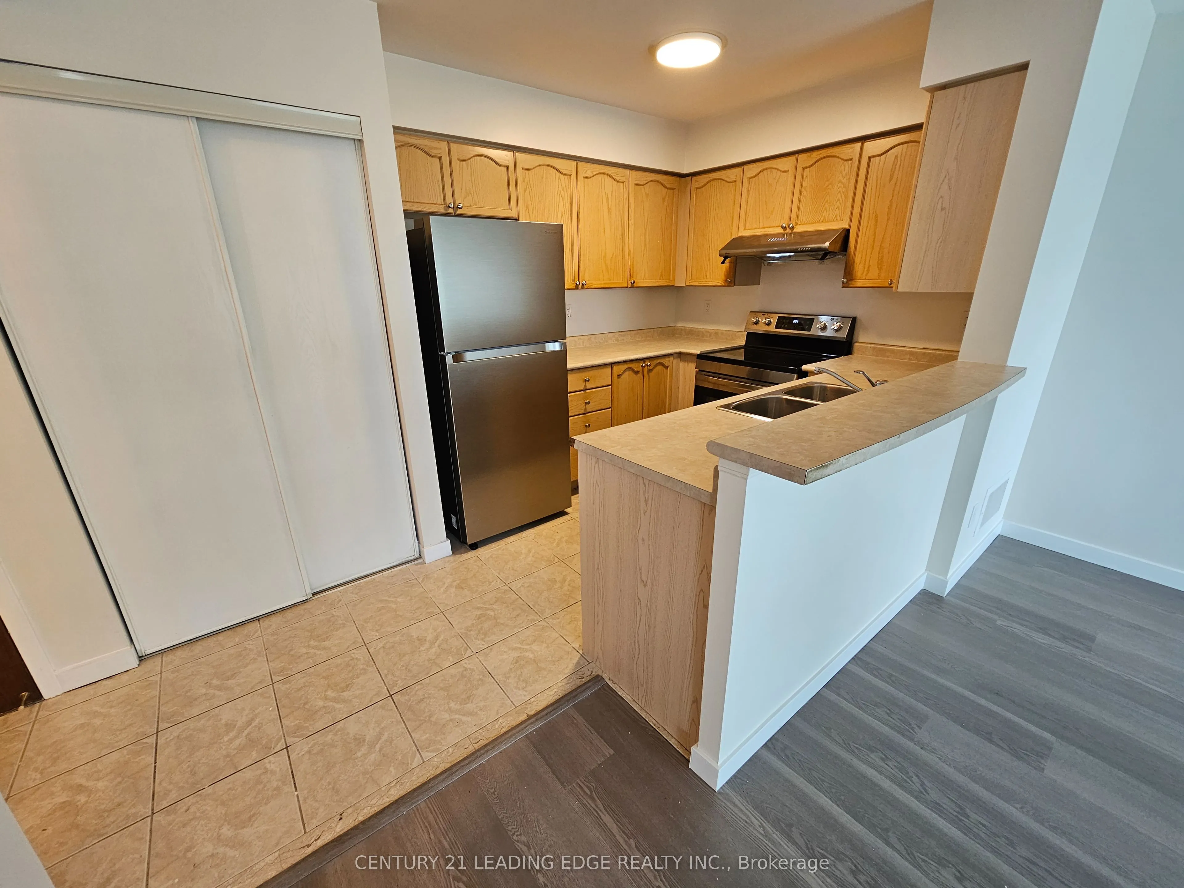 39 Oneida Crescent, #307