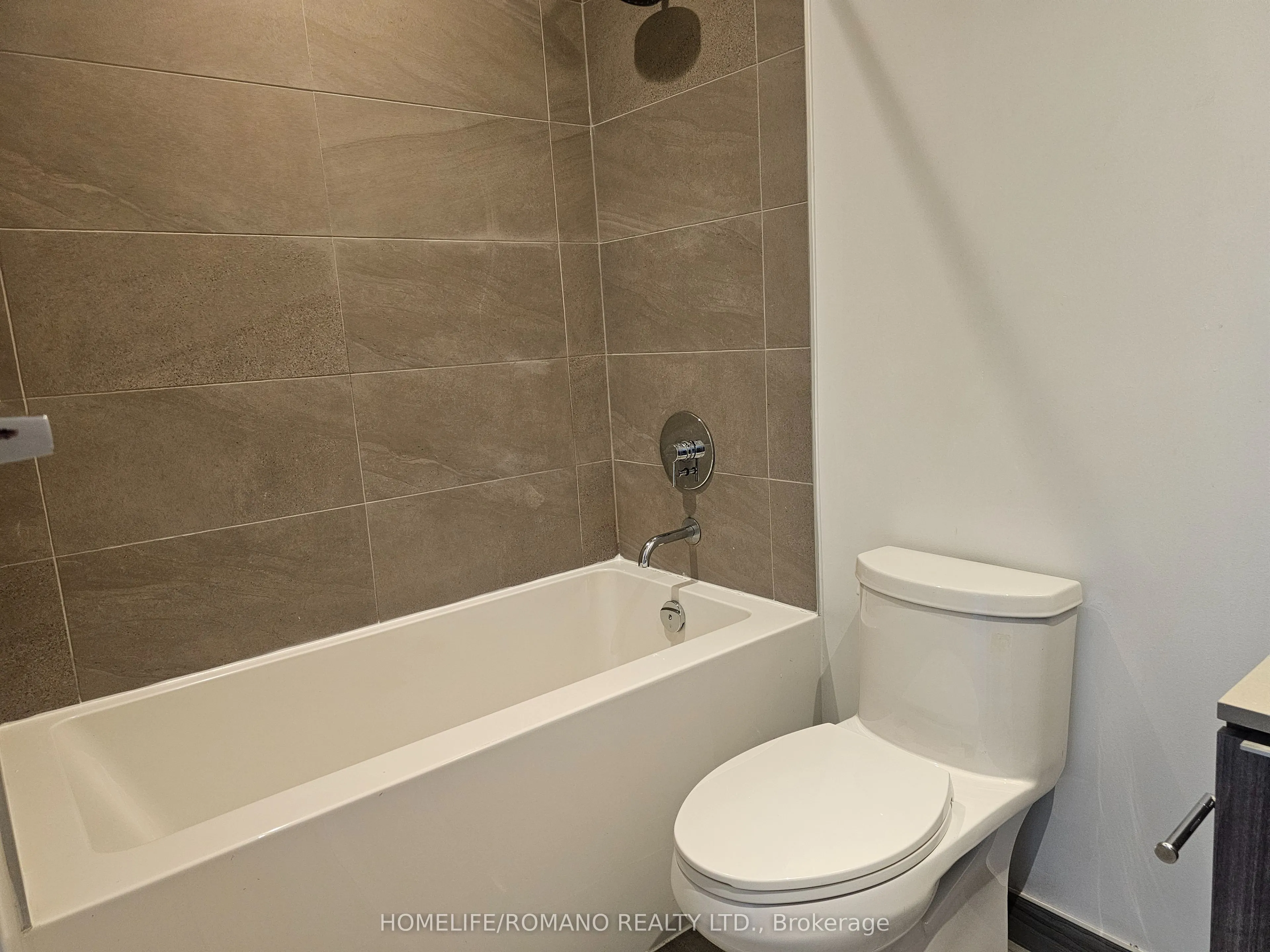 5 Buttermill Avenue, #503