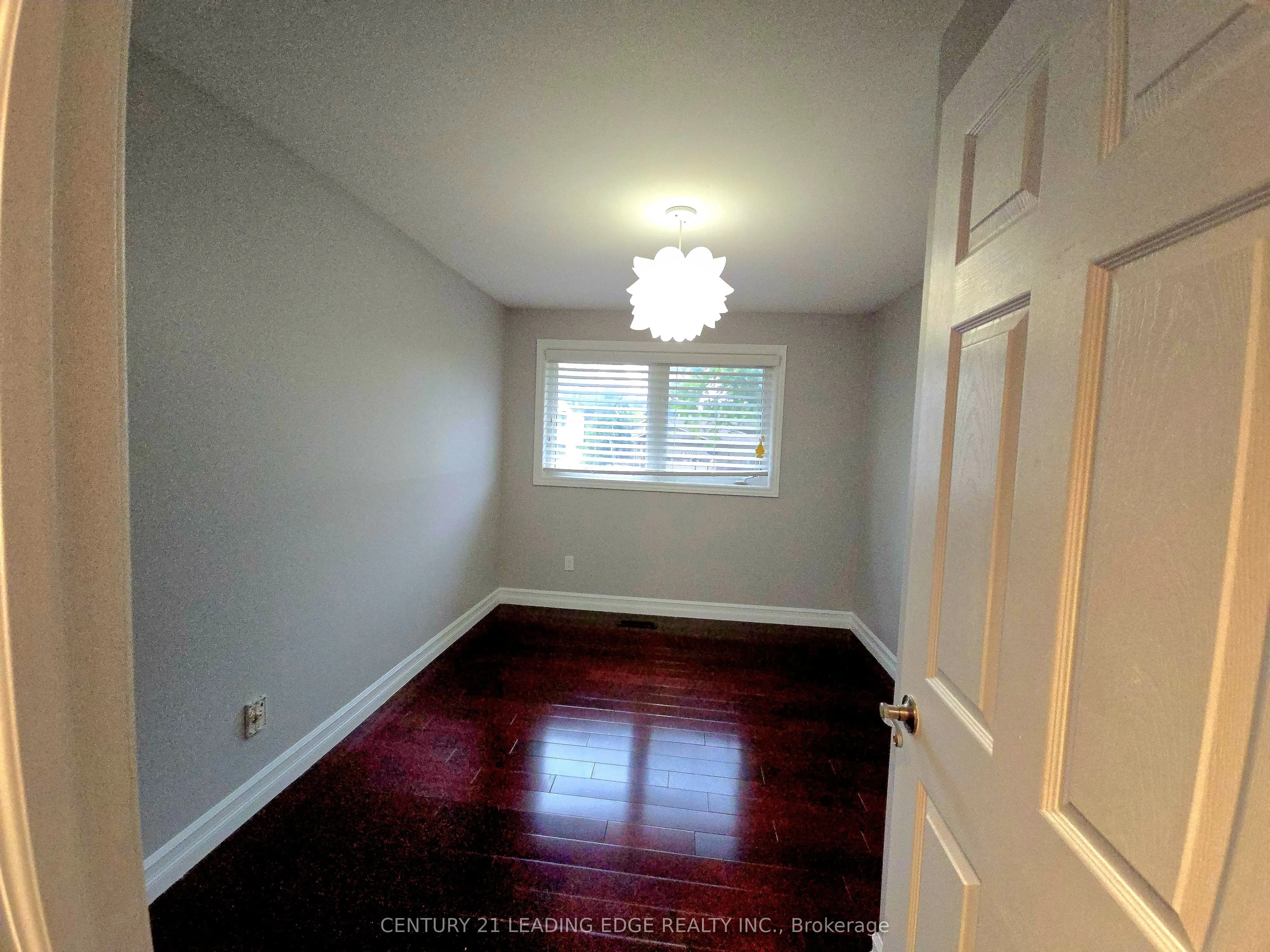 94 Fred Varley Drive