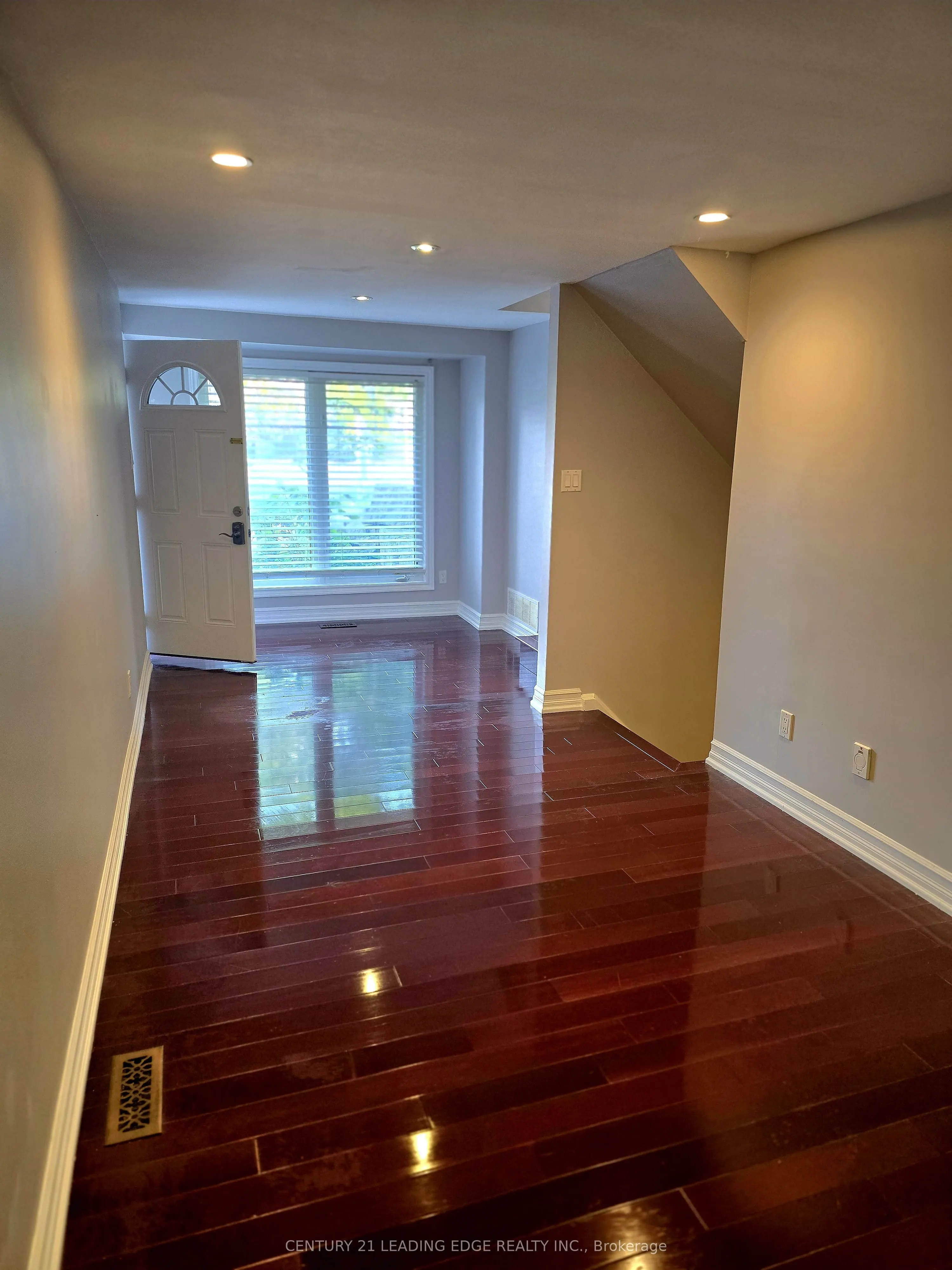 94 Fred Varley Drive