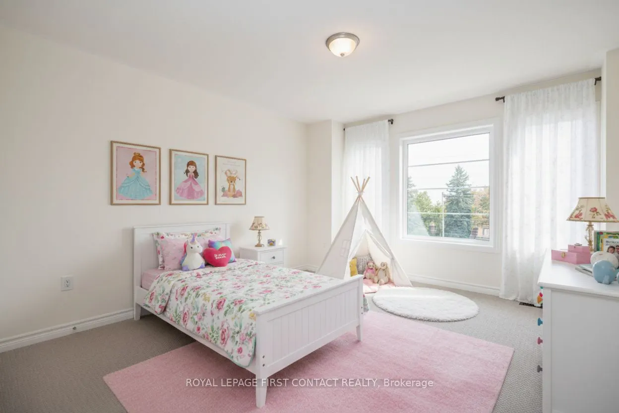 86 Kenneth Rogers Crescent