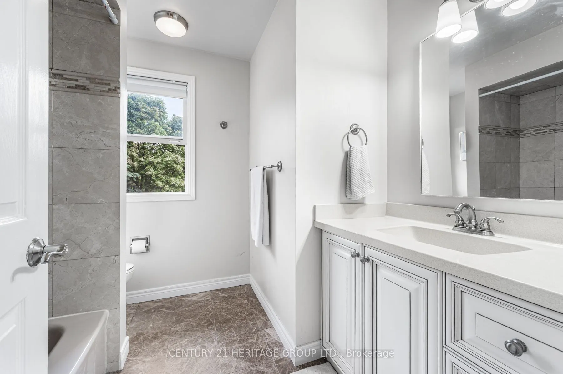16 Wainwright Avenue