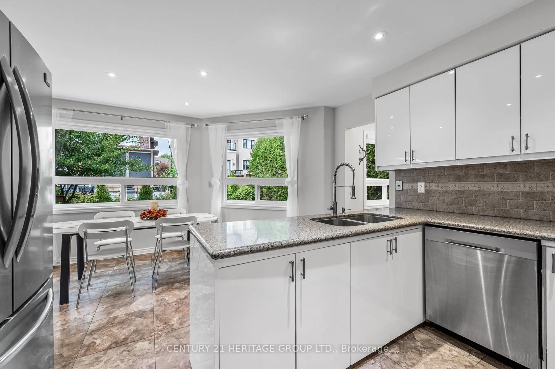 16 Wainwright Avenue