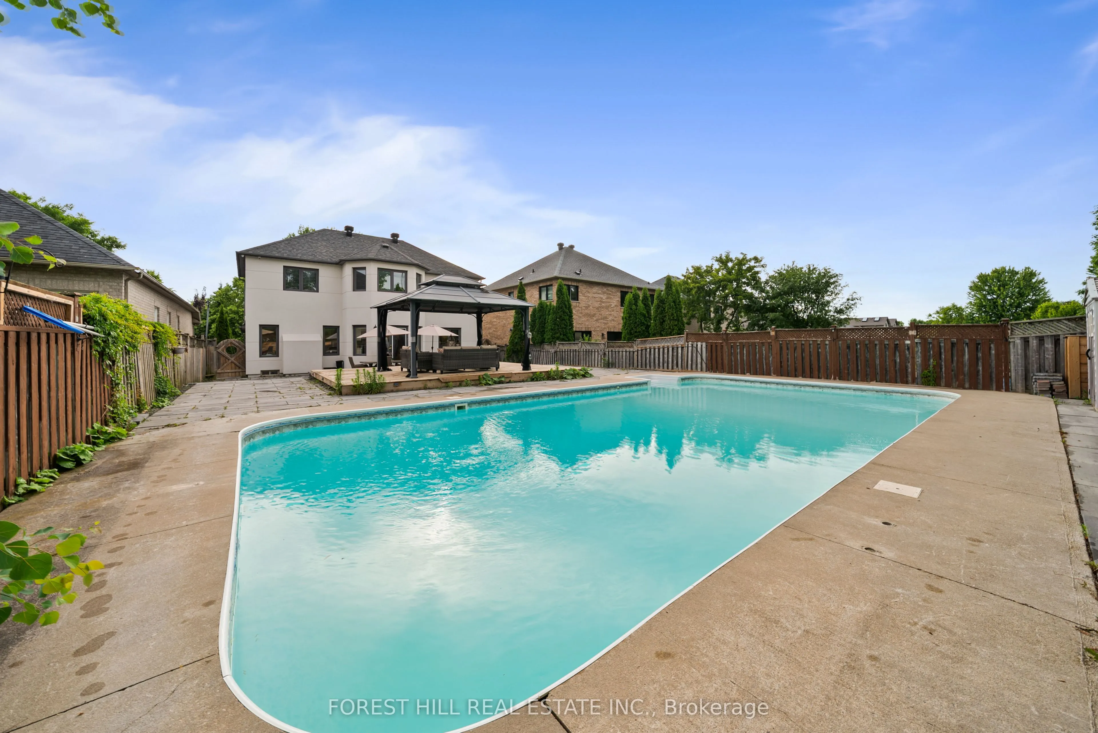 35 Benville Crescent