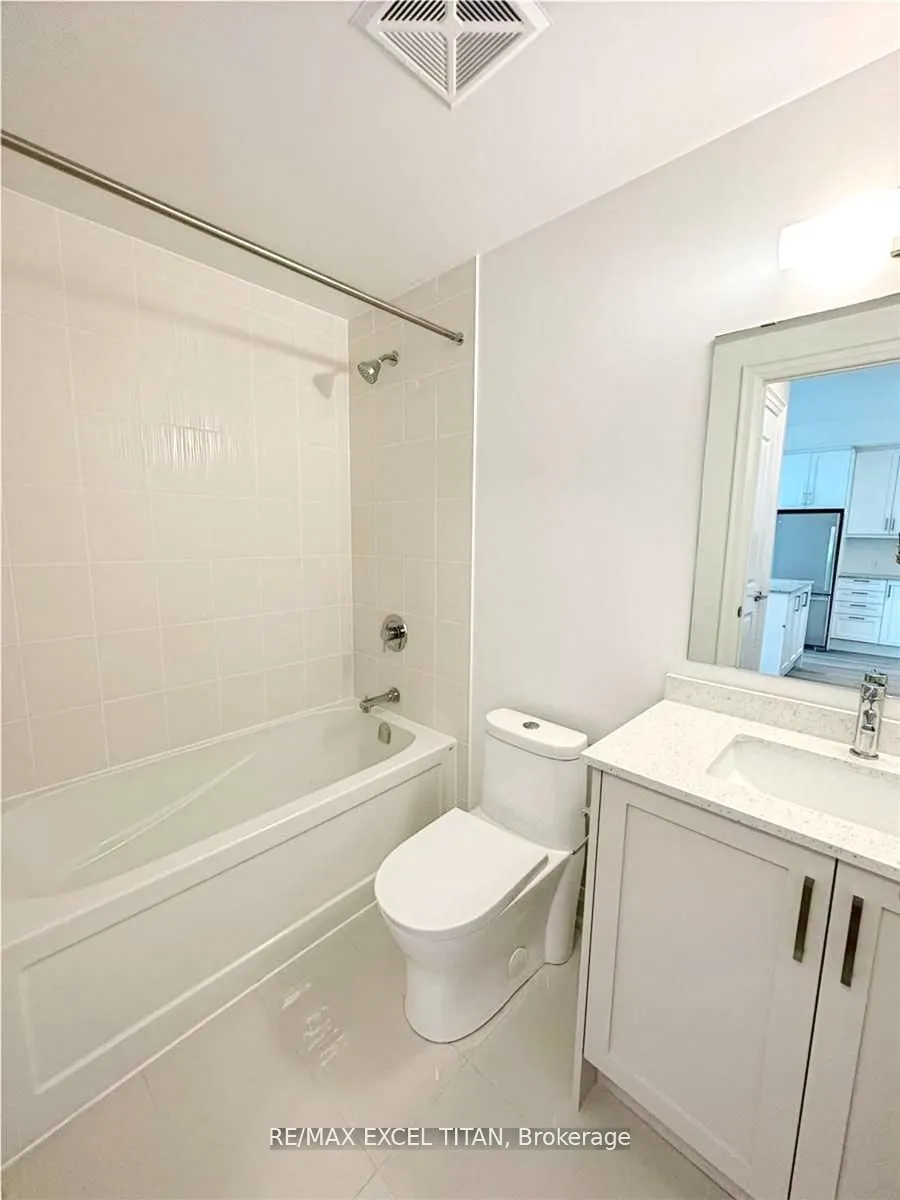 10 Gatineau Drive, #712