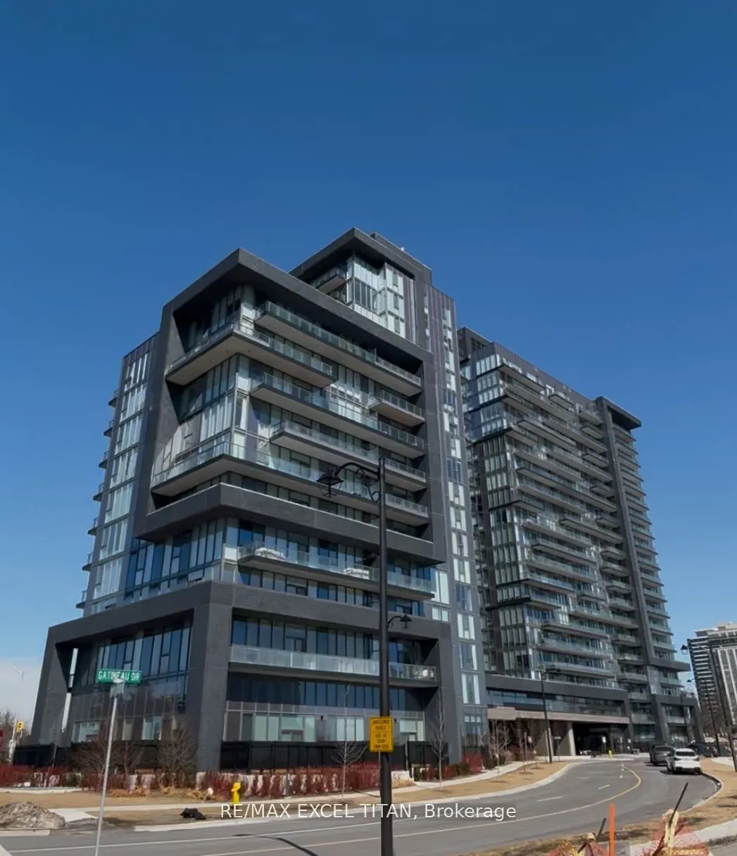 10 Gatineau Drive, #712