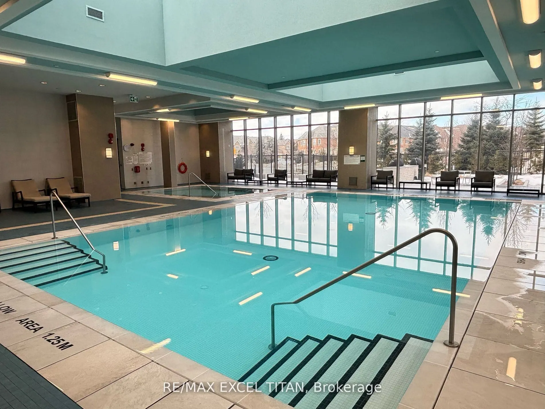10 Gatineau Drive, #712