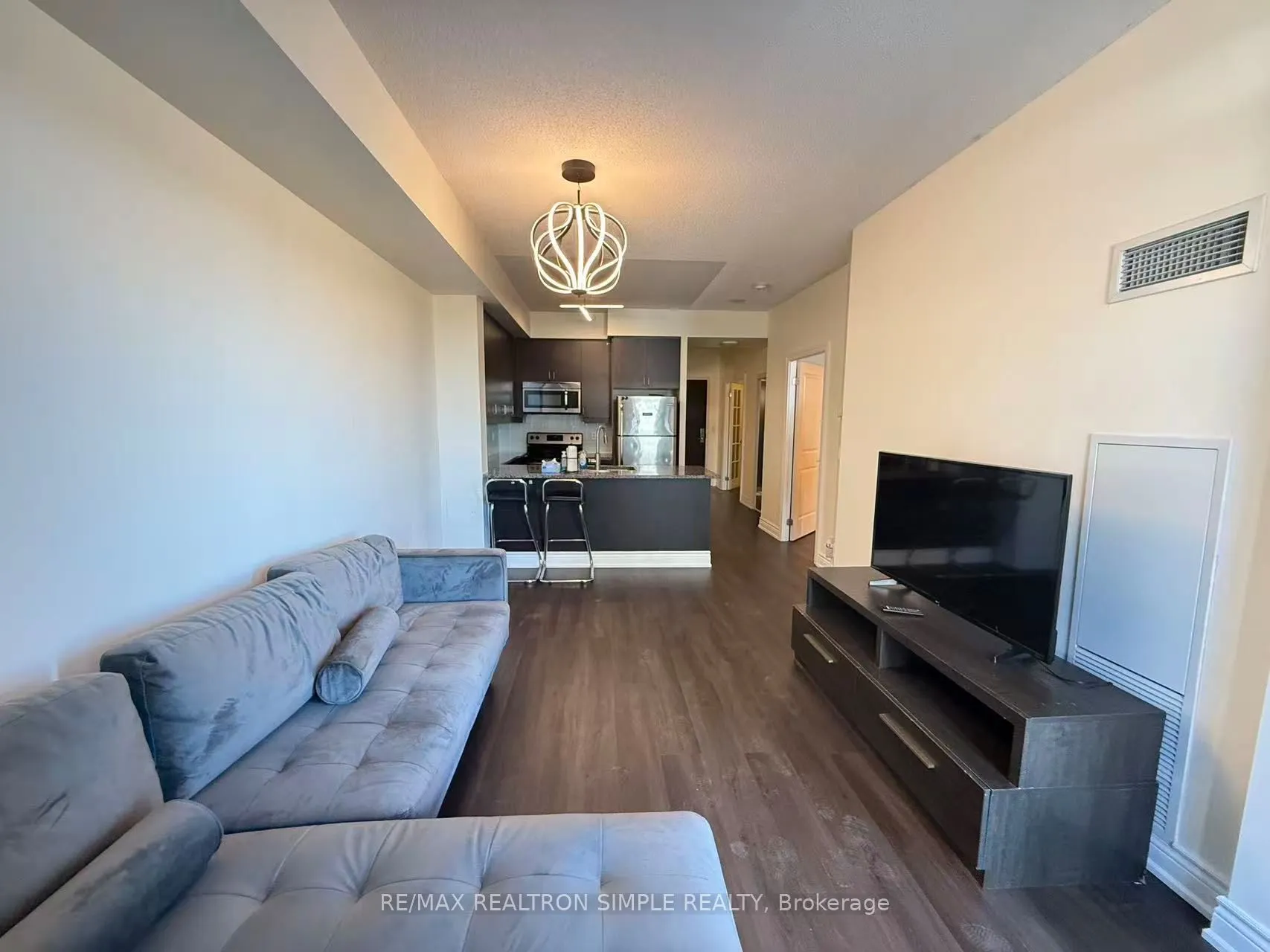 8130 Birchmount Road, #409