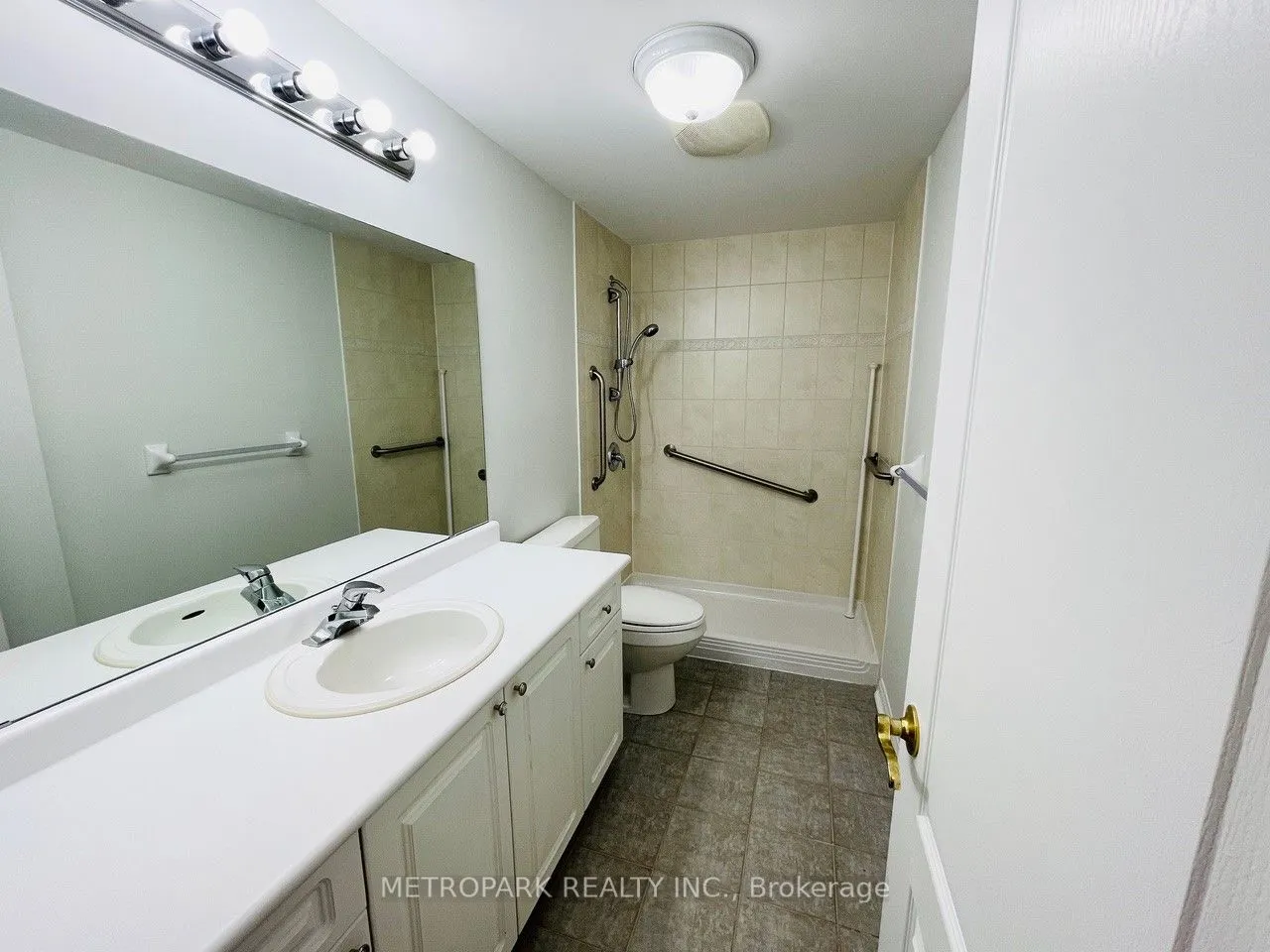 2506 Rutherford Road, #113