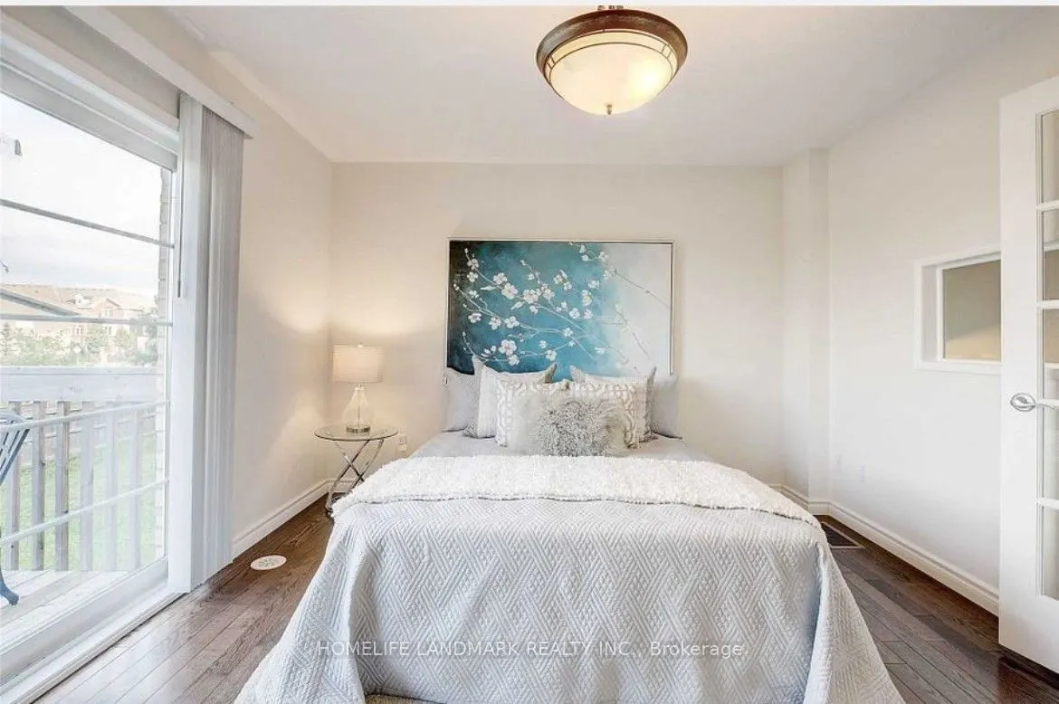 19 Beehive Lane E